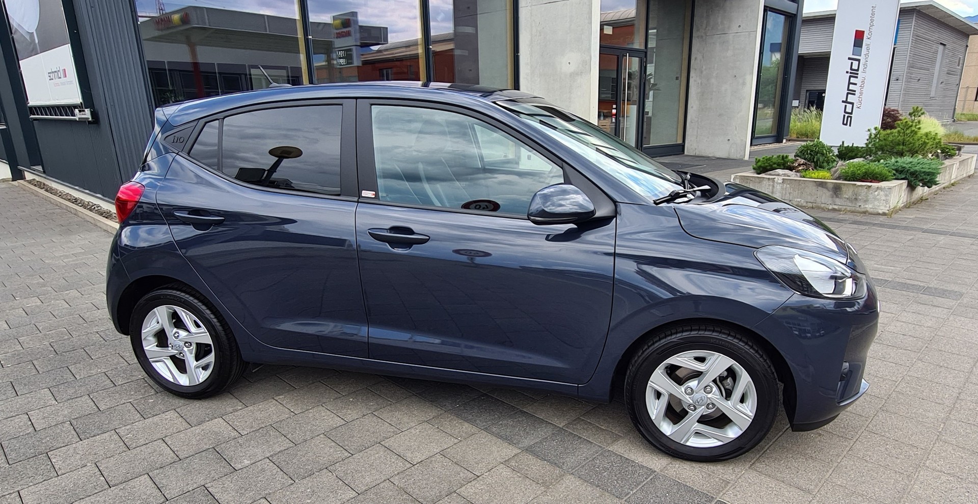 HYUNDAI i10 1.2 Amplia-showroom-element-2