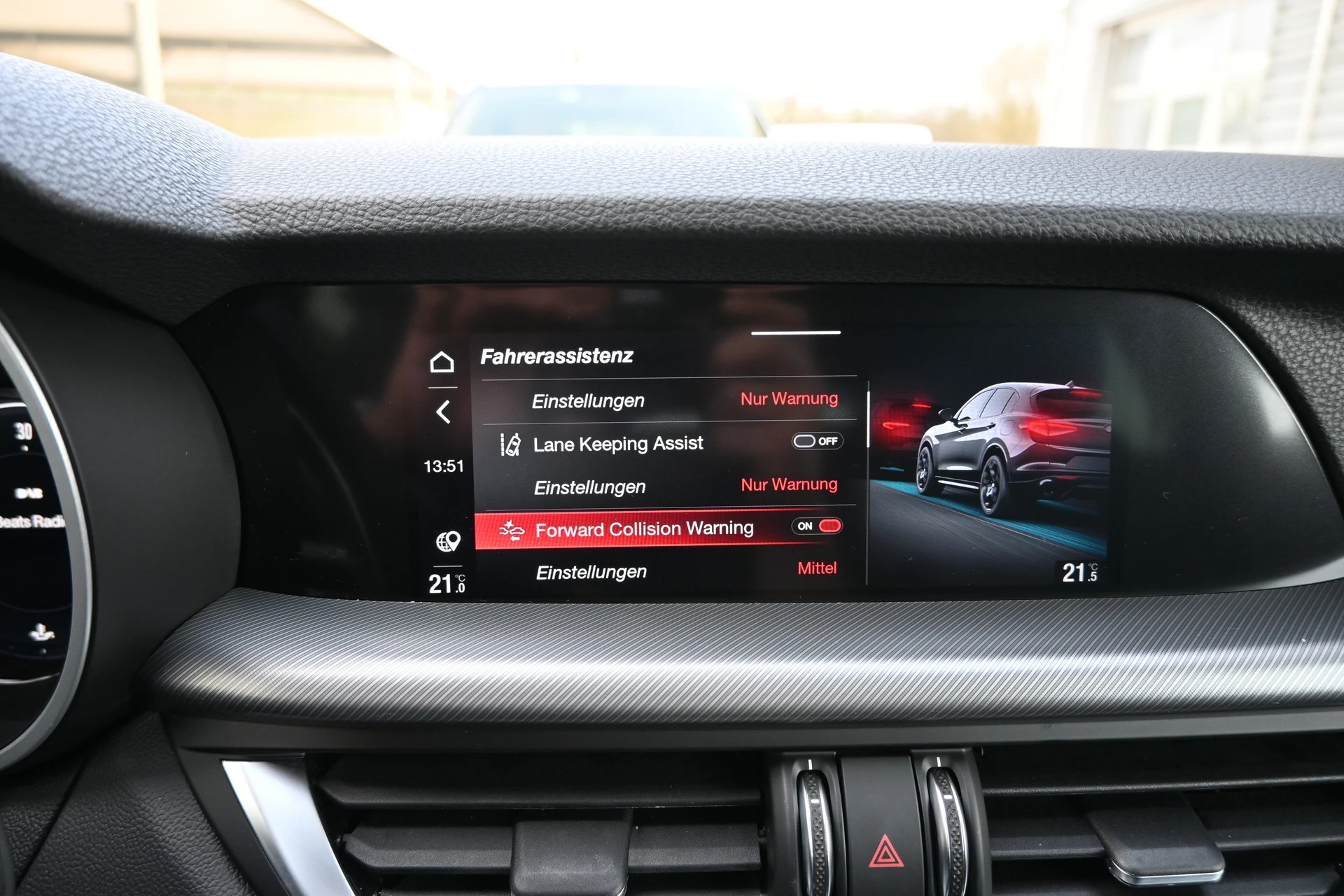 ALFA ROMEO Stelvio 2.2 JTDM Veloce Sport Black Q4 AT8 + 210PS + New Modell-image-30