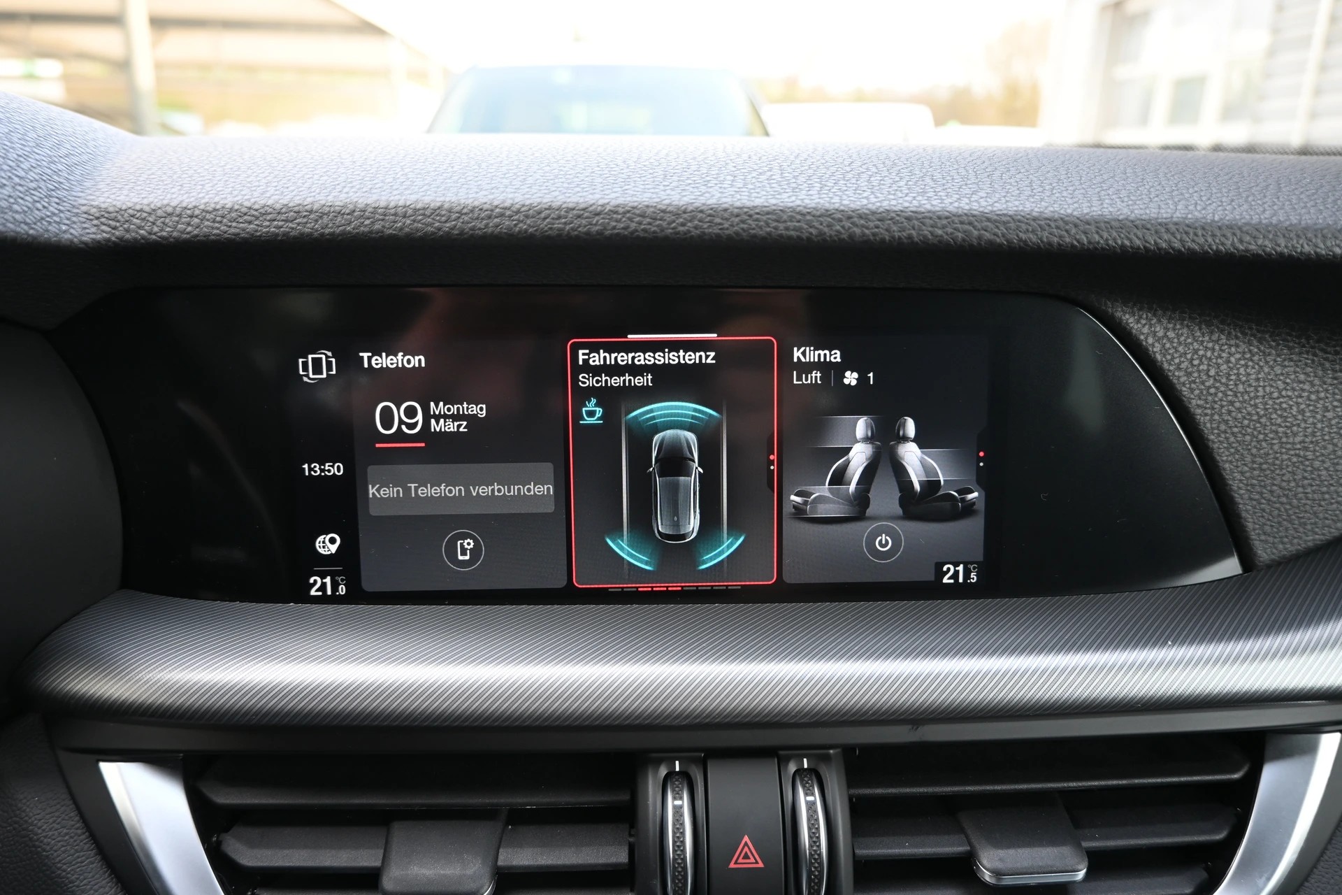 ALFA ROMEO Stelvio 2.2 JTDM Veloce Sport Black Q4 AT8 + 210PS + New Modell-image-28