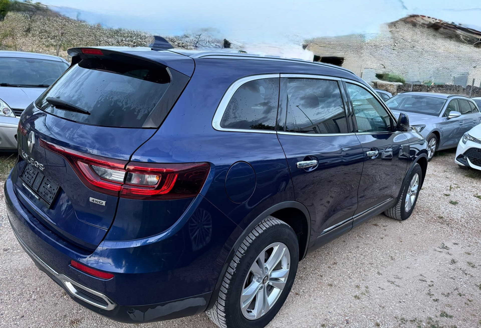 RENAULT Koleos 2.0 dCi Business Line 4x4 Xtronic CVT-image-2