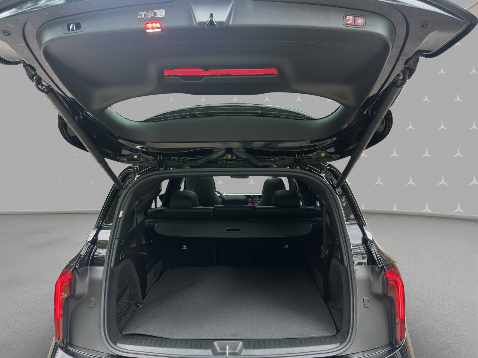 MERCEDES-BENZ GLB 220 4Matic 8G-Tronic-image-14
