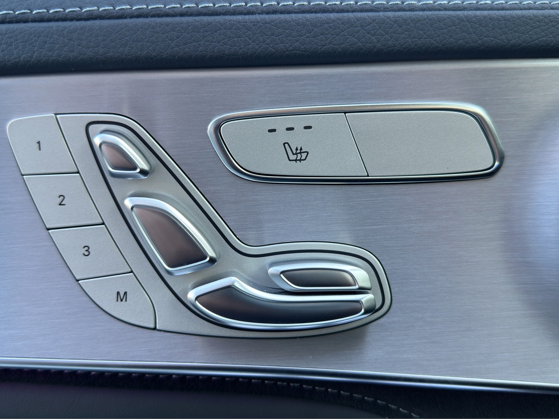 MERCEDES-BENZ C 63 S AMG Facelift-image-20