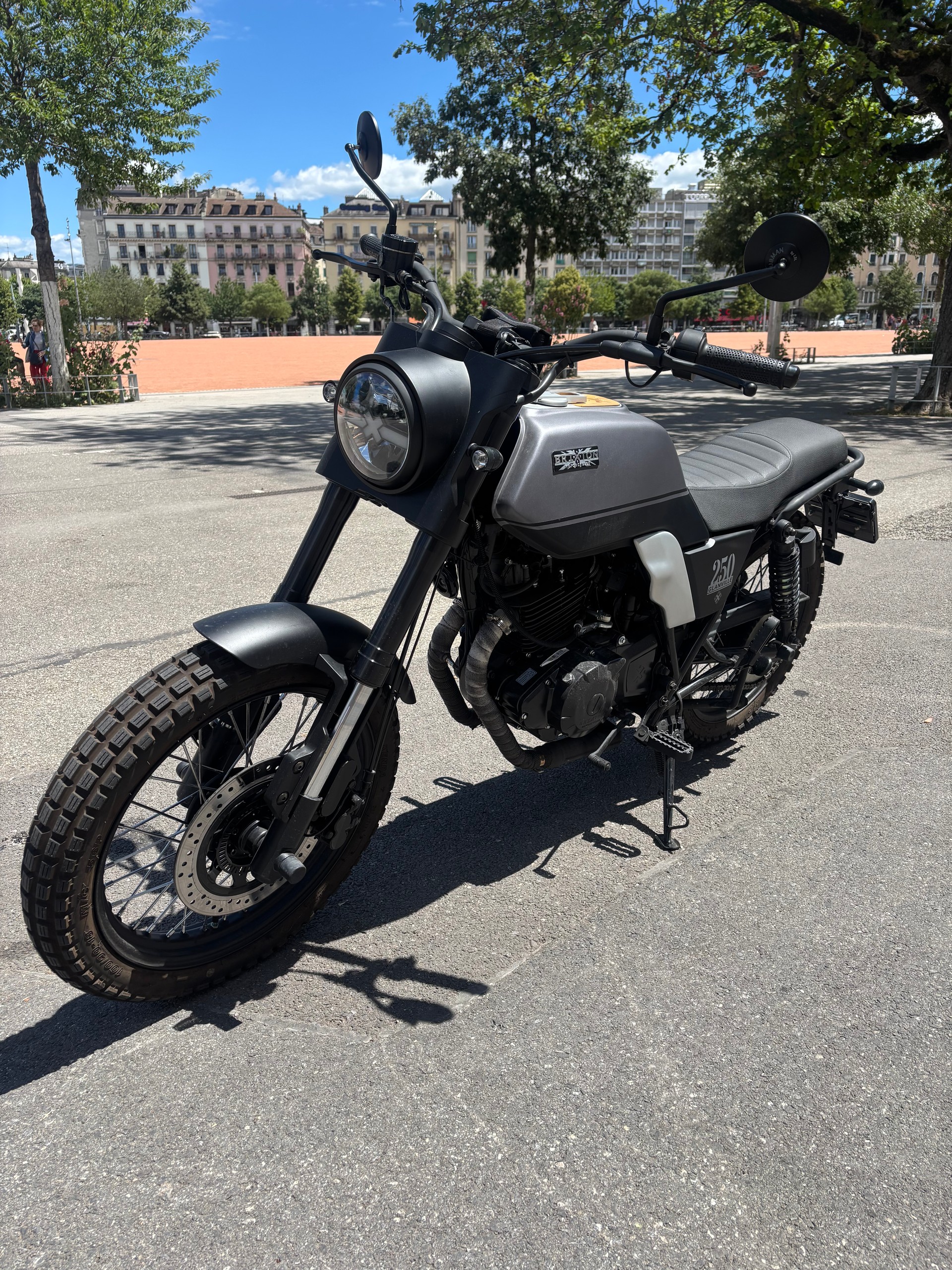 BRIXTON Glanville 250X-image-0