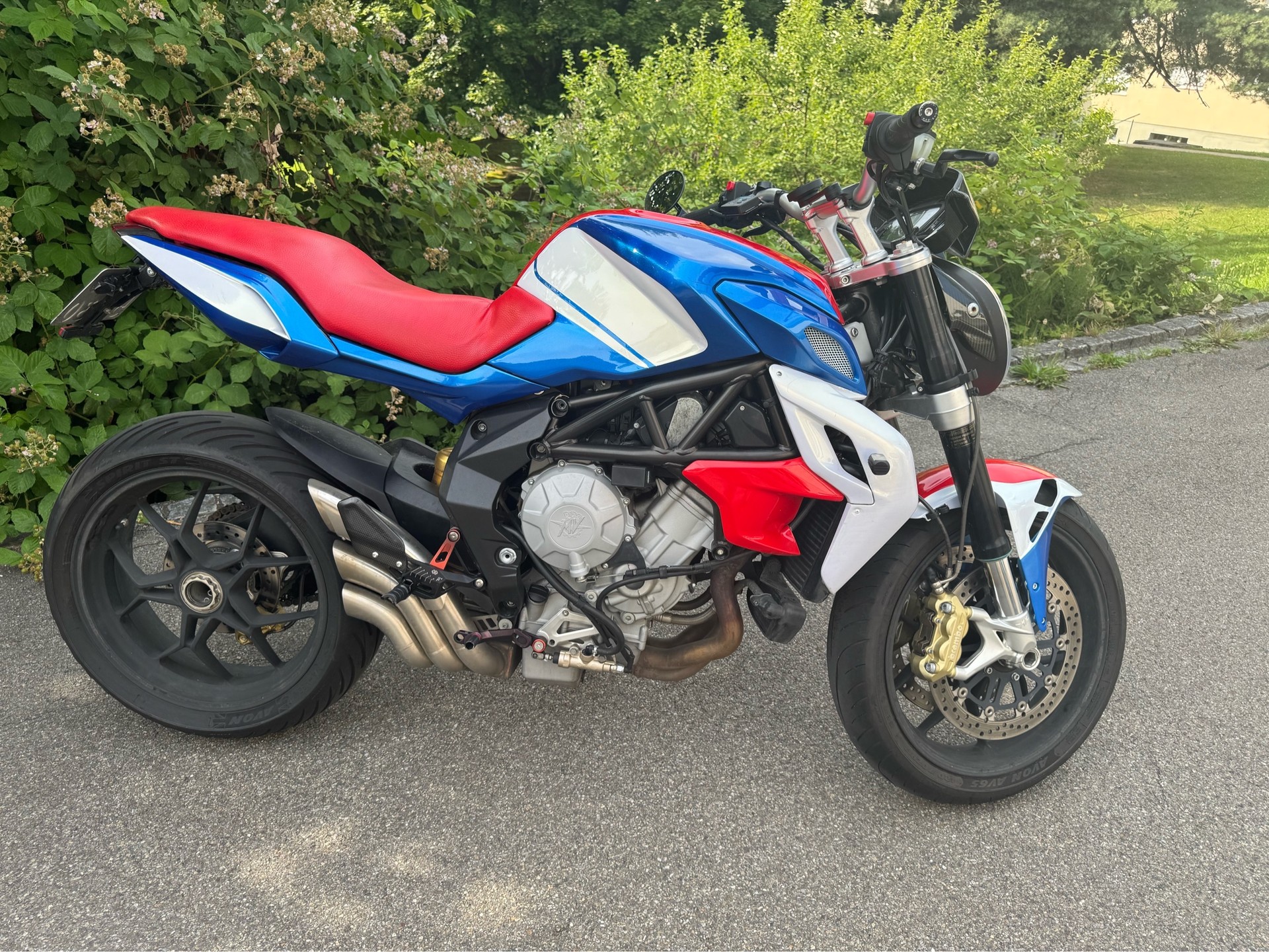 MV AGUSTA B3 Brutale 800-image-0