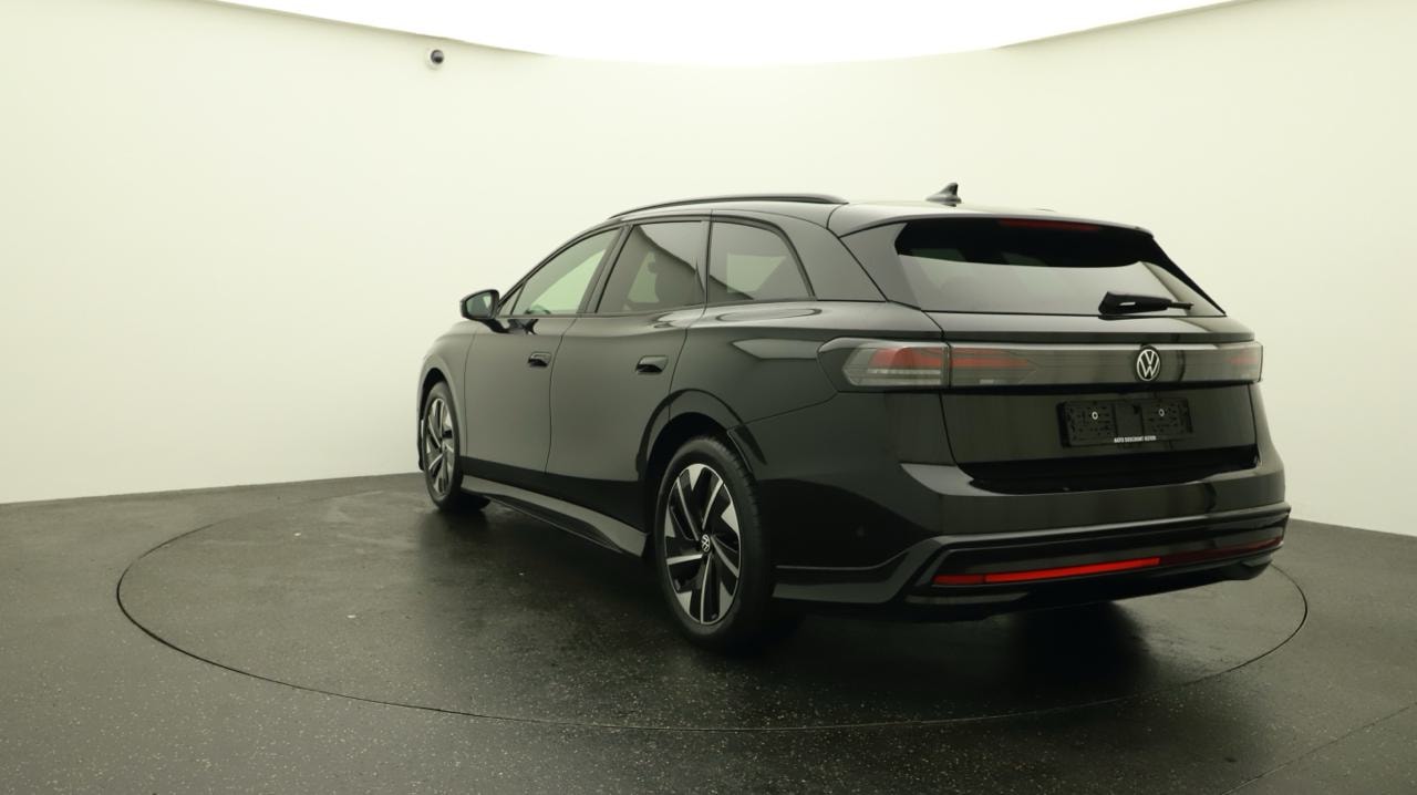 VW ID.7 Tourer Pro 77 kWh Limited-image-3