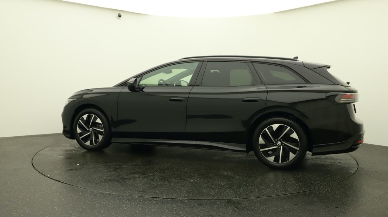 VW ID.7 Tourer Pro 77 kWh Limited-image-2
