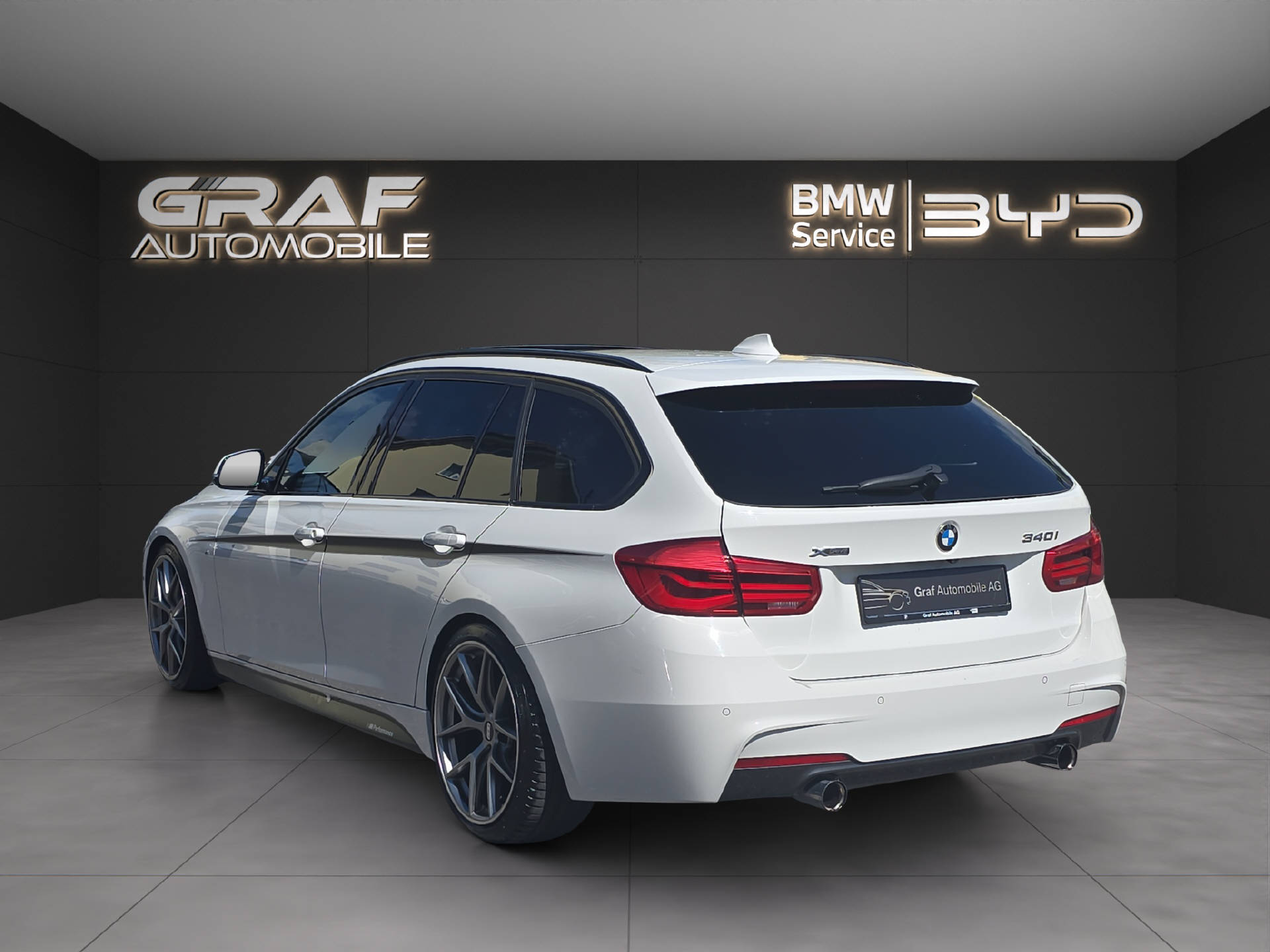 BMW 340i xDrive Touring M Sport ** Power & Sound // Frisch ab MFK // 12 Monate GARANTIE **-image-5