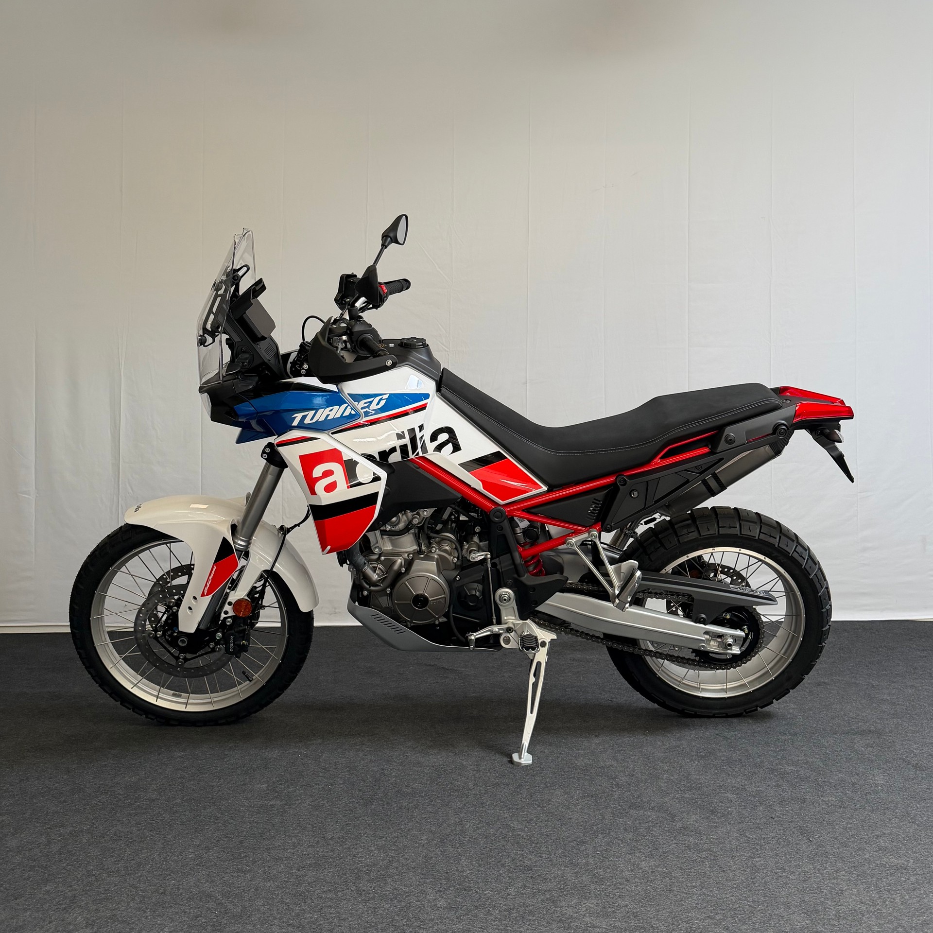 APRILIA Tuareg 660 Evocative-image-3