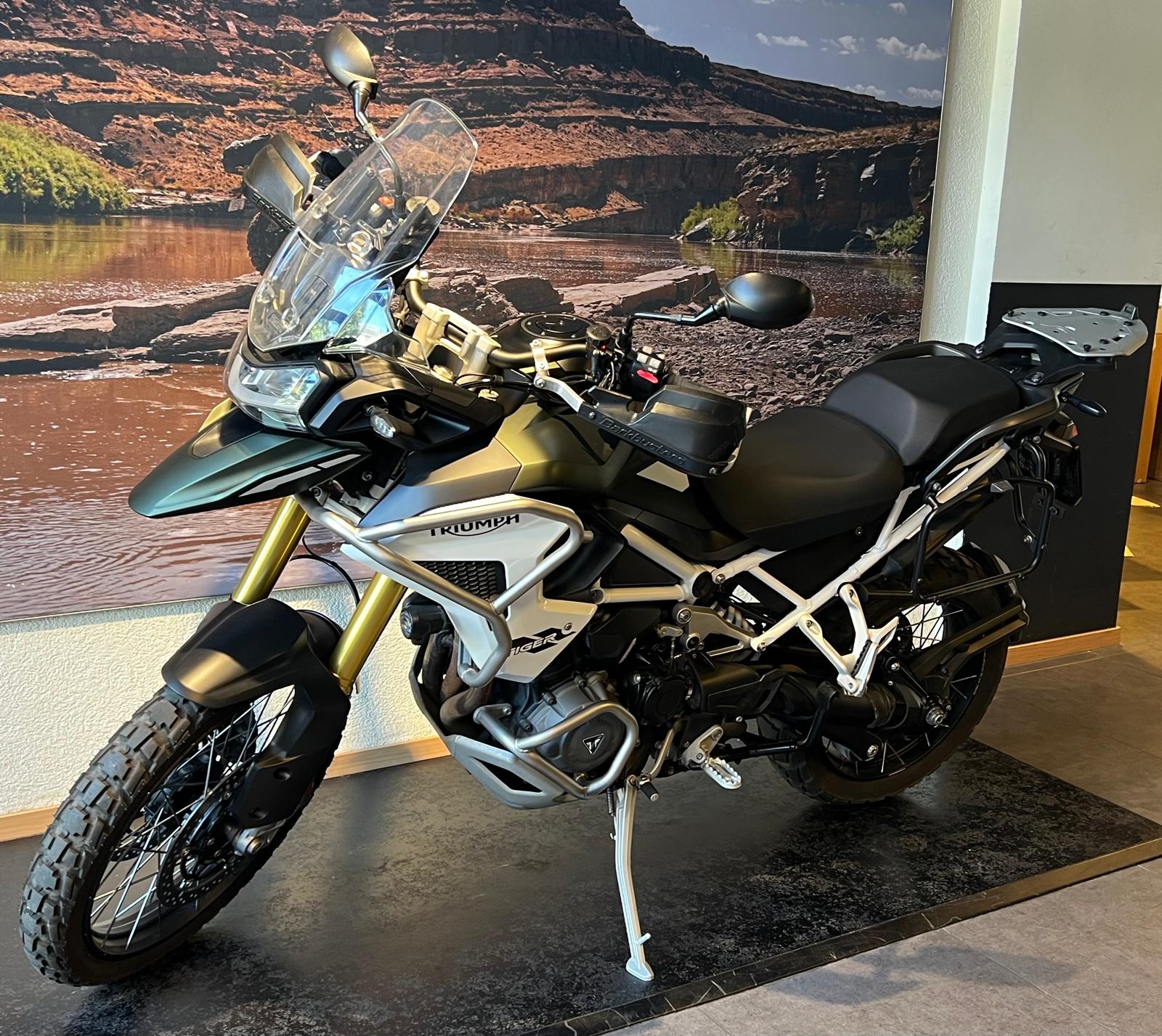 TRIUMPH Tiger 1200 Rally Pro-image-2