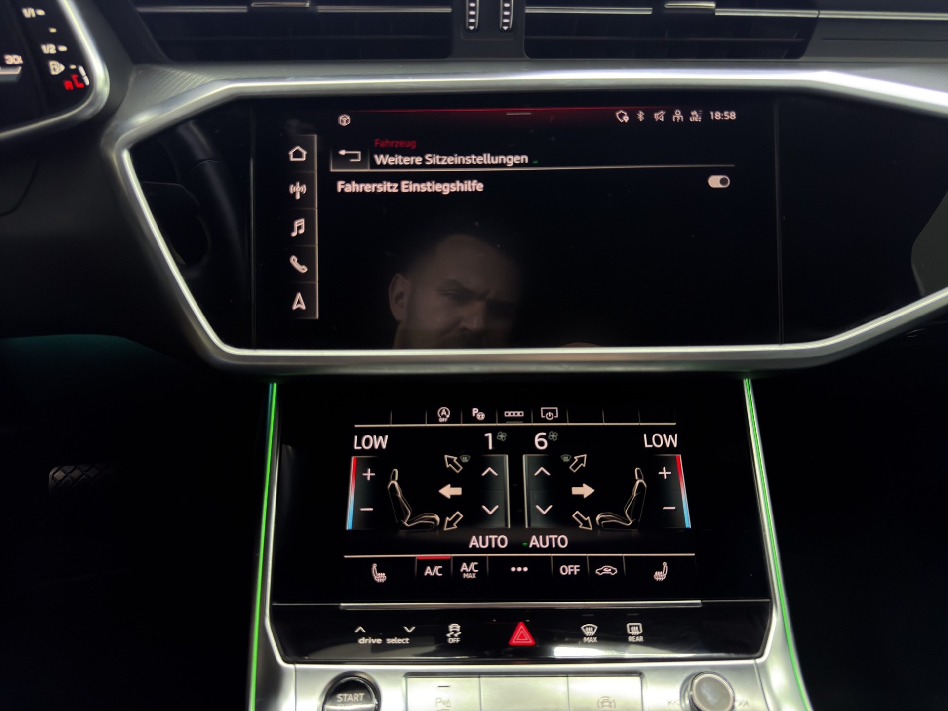 AUDI A6 Avant 45 TFSI Sport S-tronic quattro-image-24