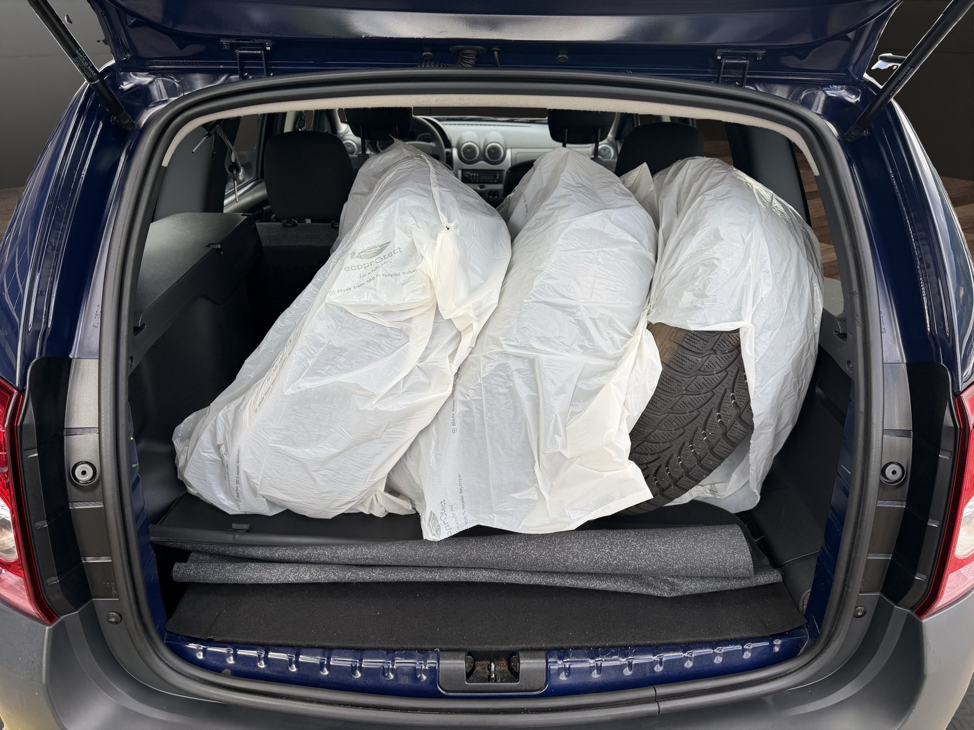 DACIA Duster 1.6 Ambiance 4x4-image-4