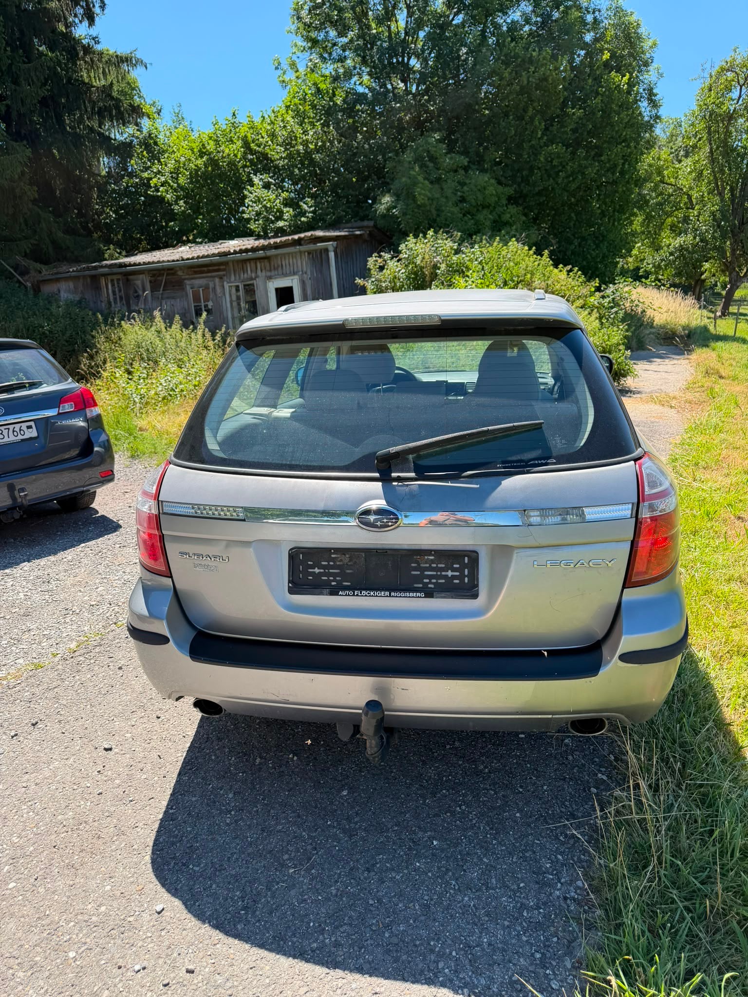 SUBARU Legacy 2.5i AWD Limited Automatic-image-2