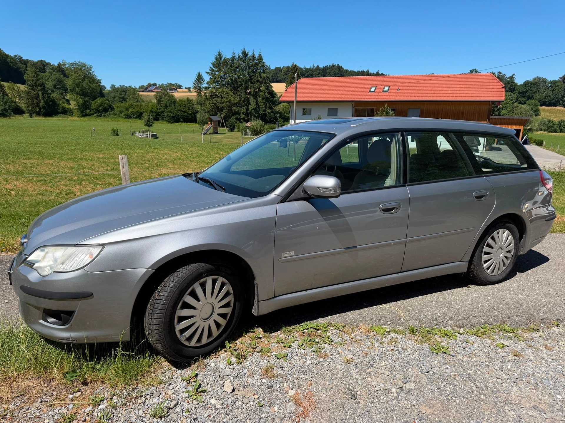 SUBARU Legacy 2.5i AWD Limited Automatic-image-3