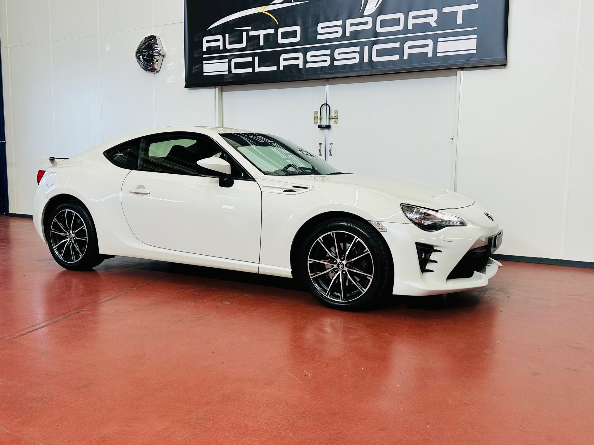 TOYOTA GT 86 2.0 D-4S Sport FACELIFT-image-6