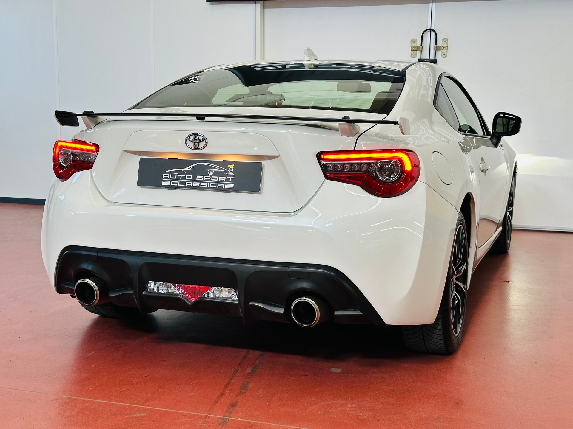 TOYOTA GT 86 2.0 D-4S Sport FACELIFT-image-10