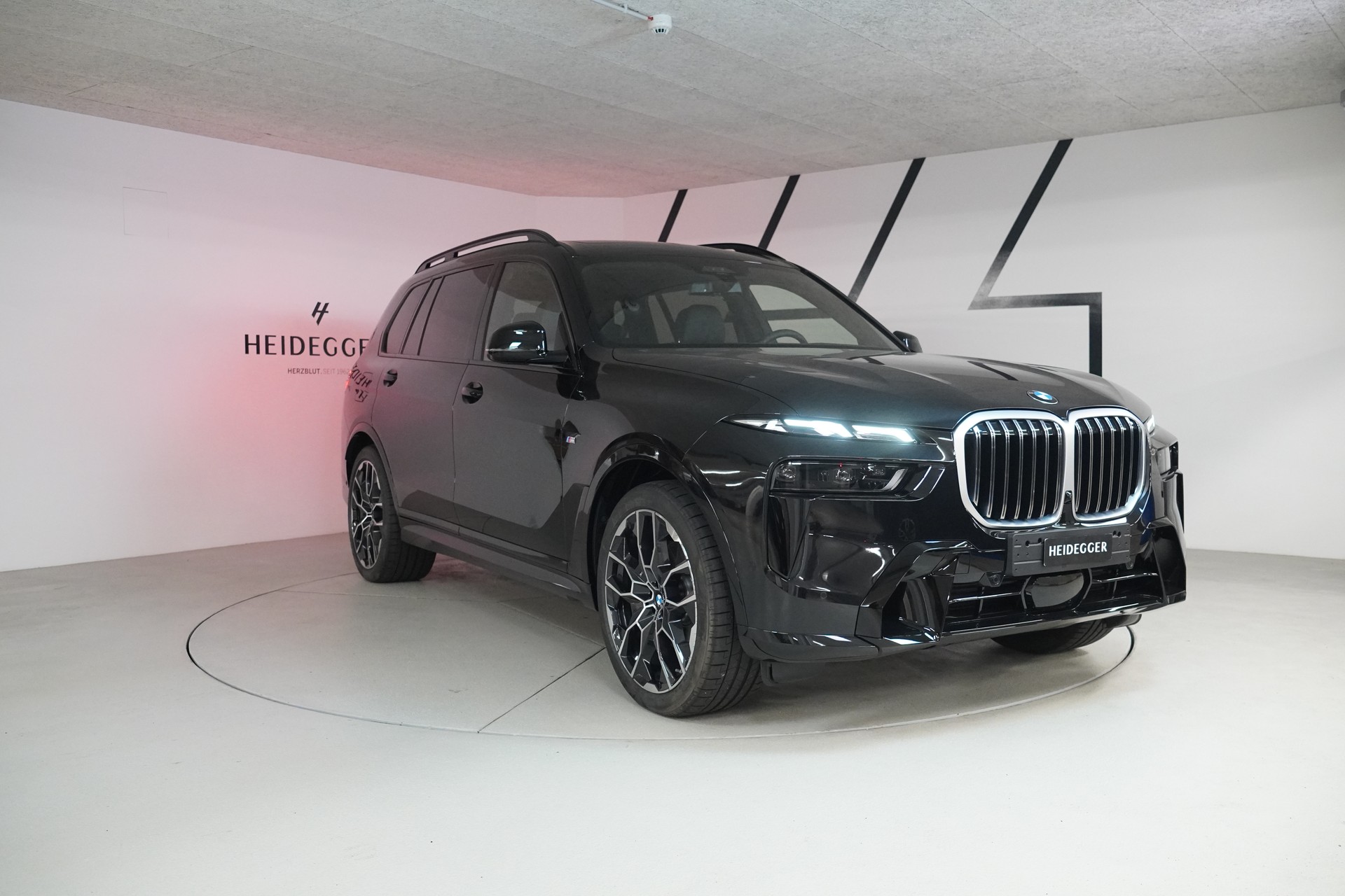 BMW X7 xDrive 48V 40d M Sport Steptronic-showroom-element-2