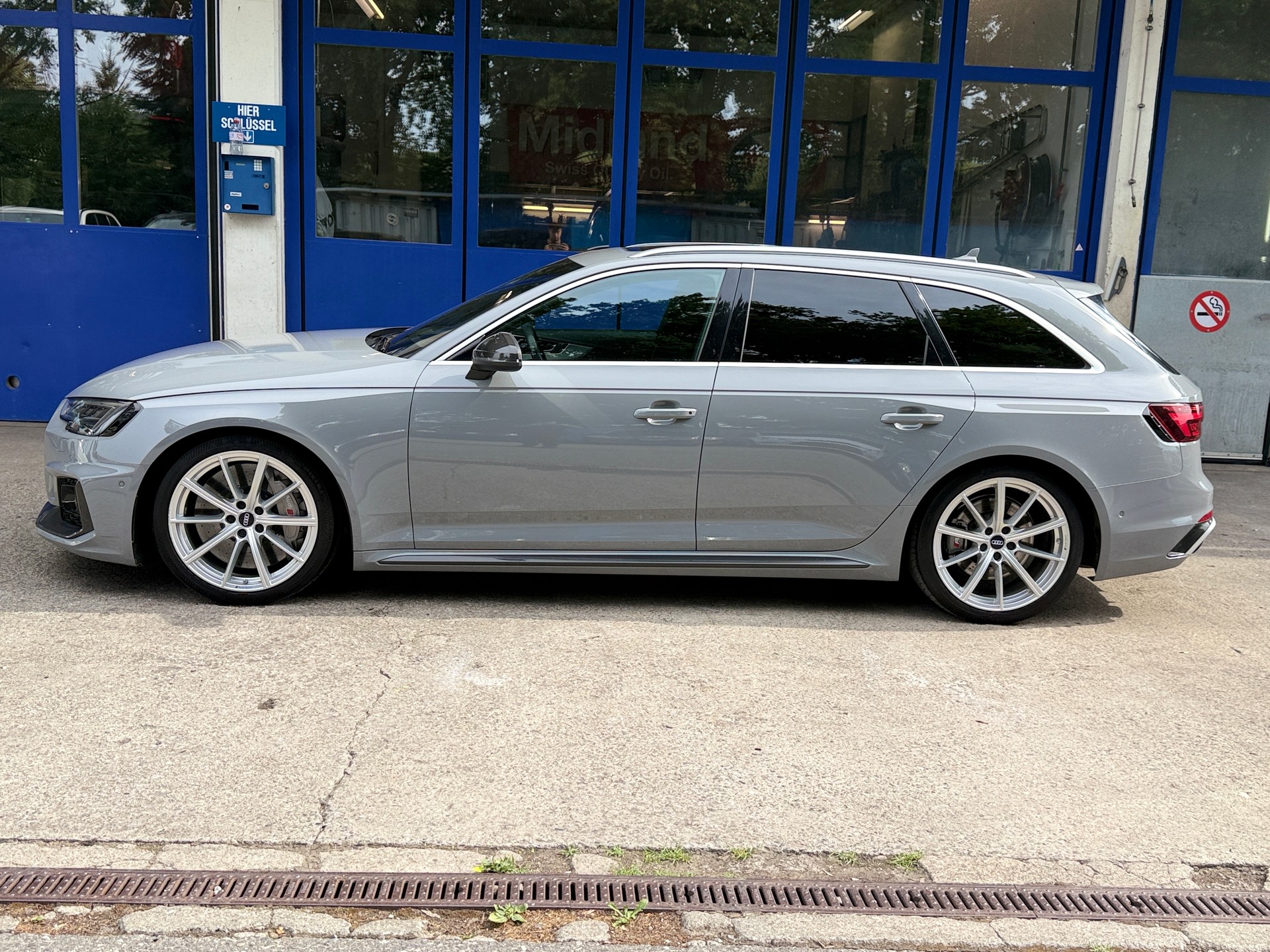 AUDI RS4 Avant 2.9 TFSI quattro tiptronic-showroom-element-1