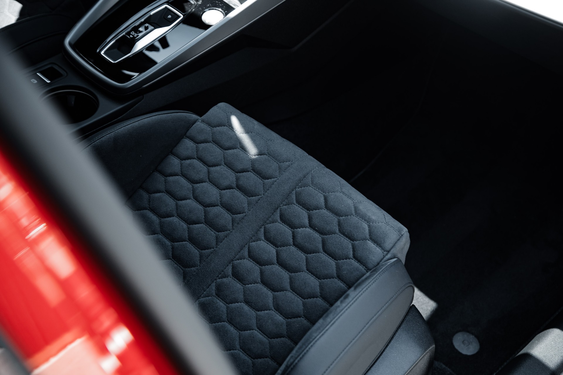 AUDI RS3 Sportback 2.5 TSI quattro S-tronic-image-22
