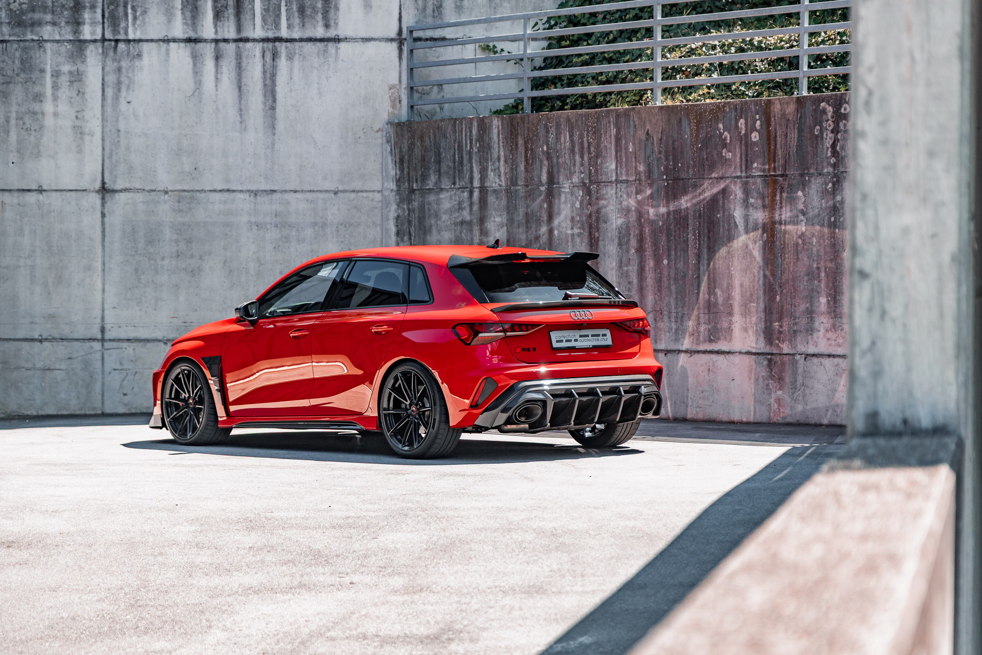 AUDI RS3 Sportback 2.5 TSI quattro S-tronic-image-28