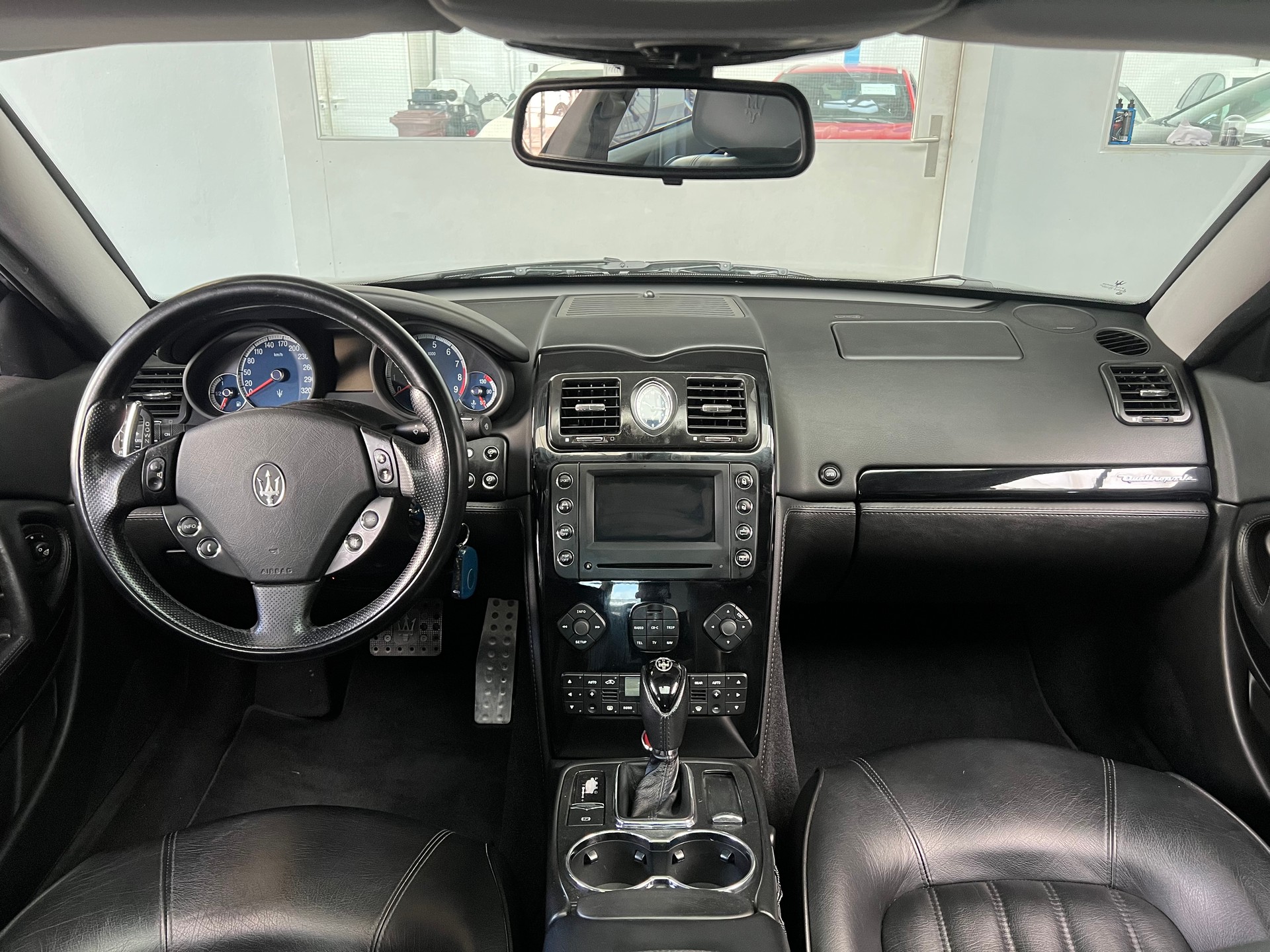 MASERATI Quattroporte 4.2 V8 Sport GT Automatica-image-4