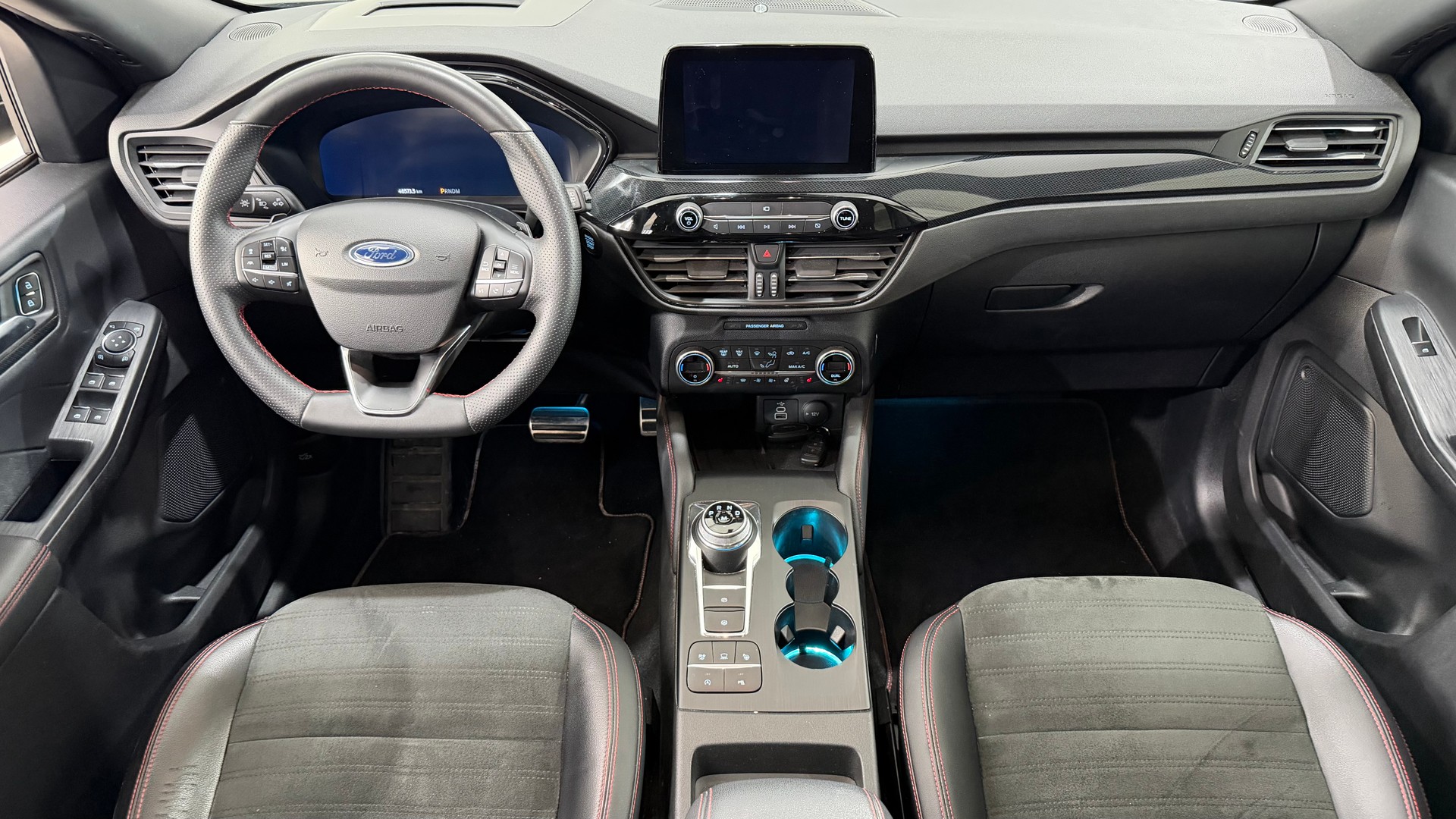 FORD Kuga 2.0 EcoBlue ST-Line X 4x4-image-4