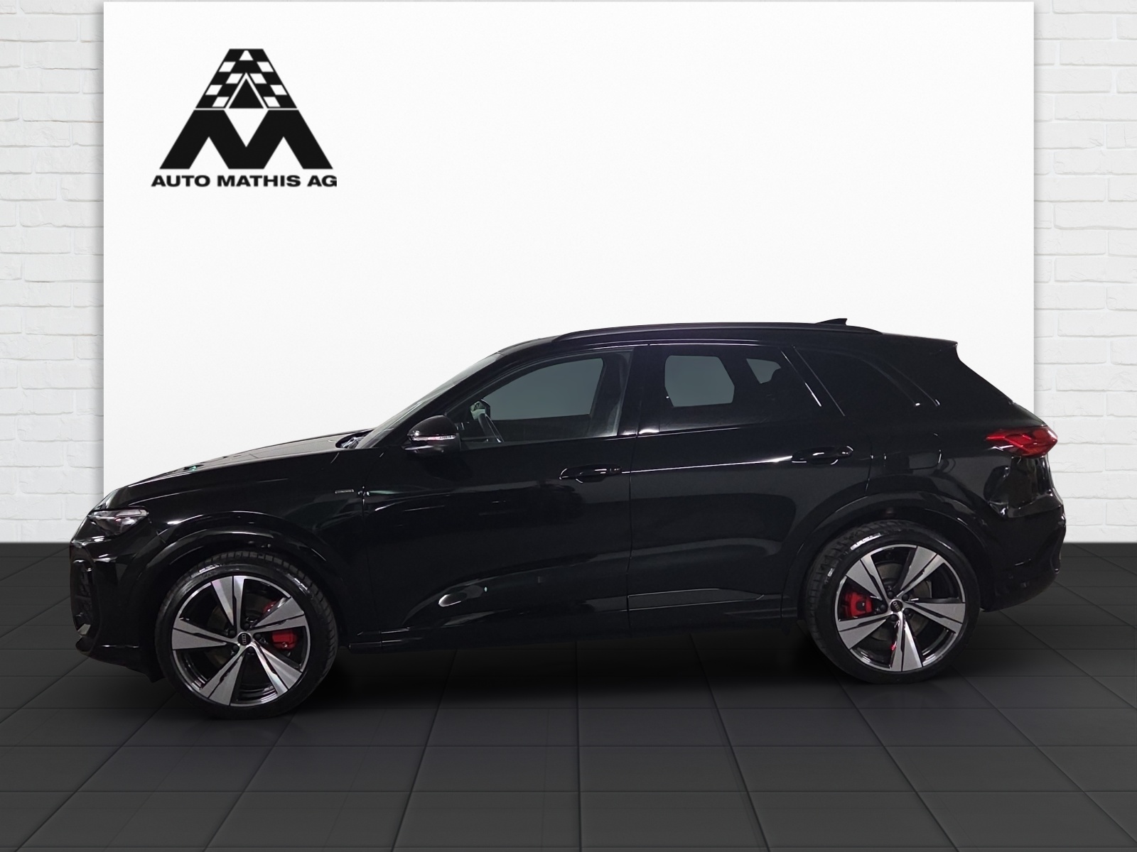 AUDI Q5 e-hybrid quattro 270 kW S-tronic-showroom-element-2