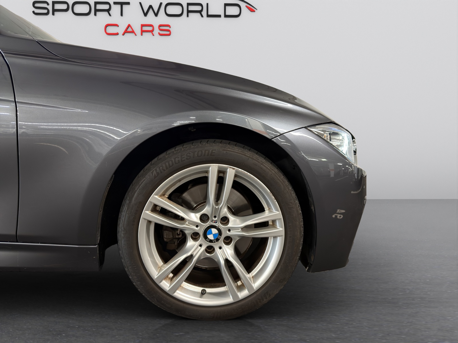 BMW 328i xDrive Sport Line Steptronic-image-28