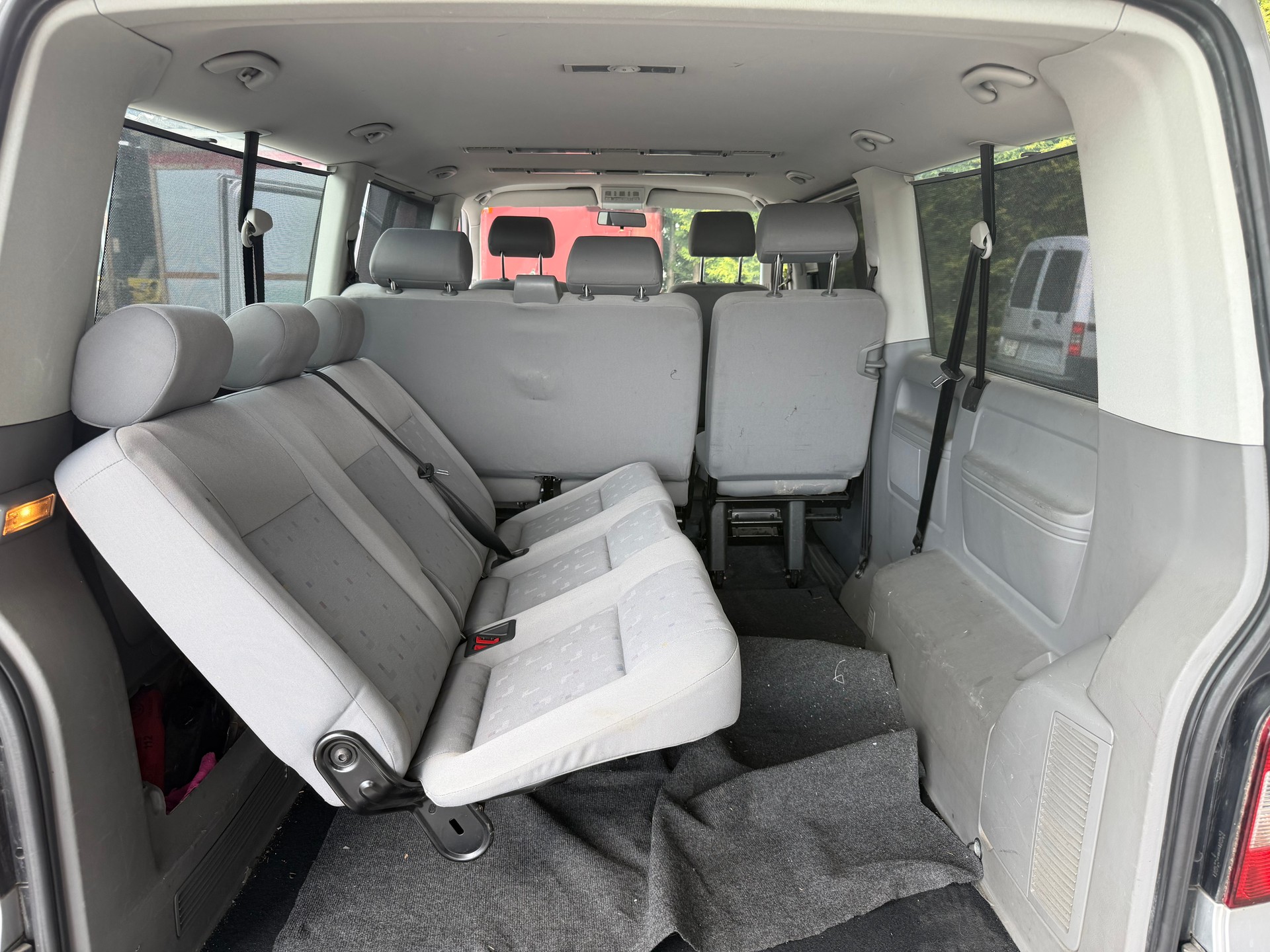 VW T5 Caravelle Comfort 2.5 TDI PD-image-9