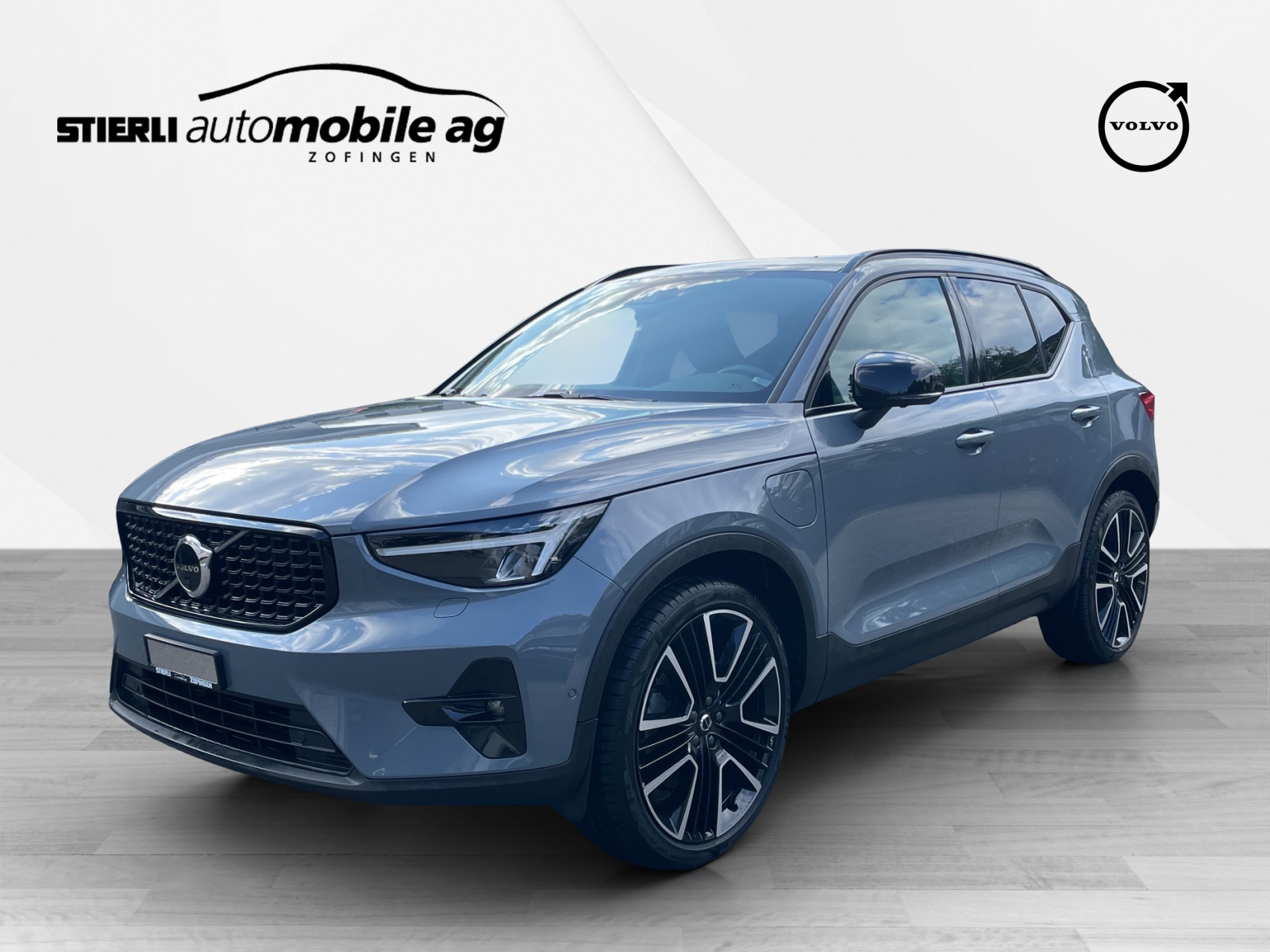 VOLVO XC40 1.5 T5 PiH Ultimate Dark