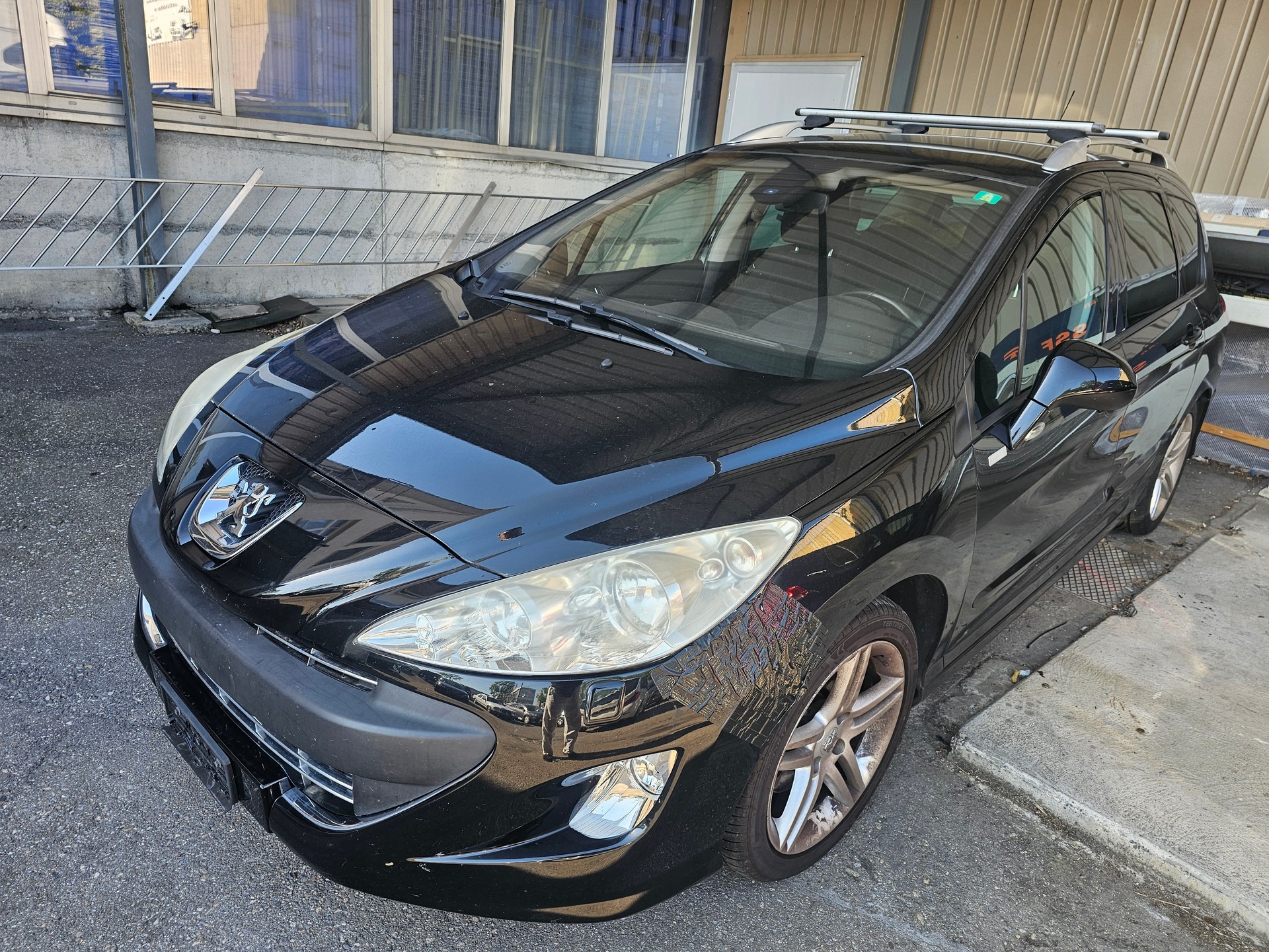 PEUGEOT 308 SW 1.6 16V Turbo Sport Pack Automatic