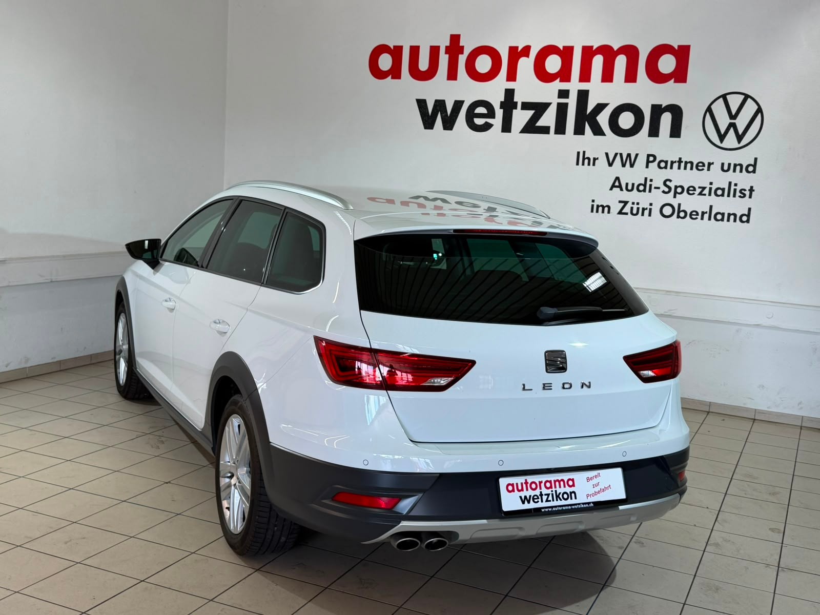 SEAT Leon ST 2.0 TDI CR X-Perience 4Drive DSG-showroom-element-3