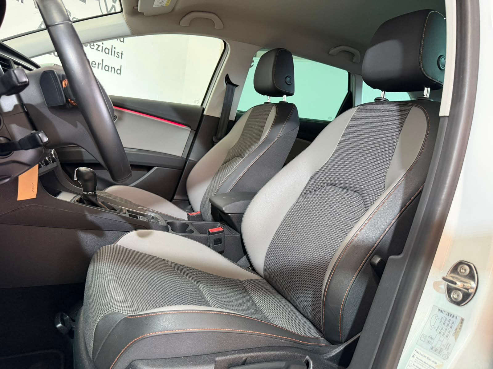 SEAT Leon ST 2.0 TDI CR X-Perience 4Drive DSG-image-5