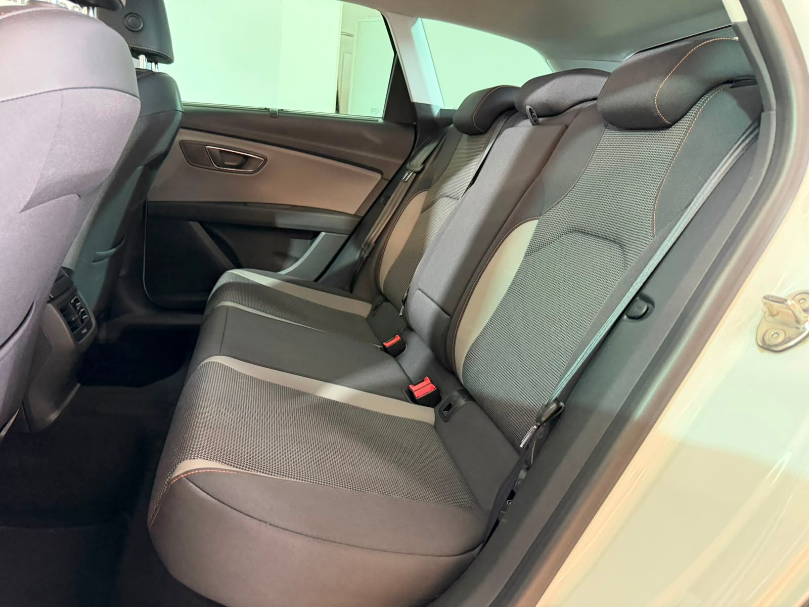 SEAT Leon ST 2.0 TDI CR X-Perience 4Drive DSG-image-7