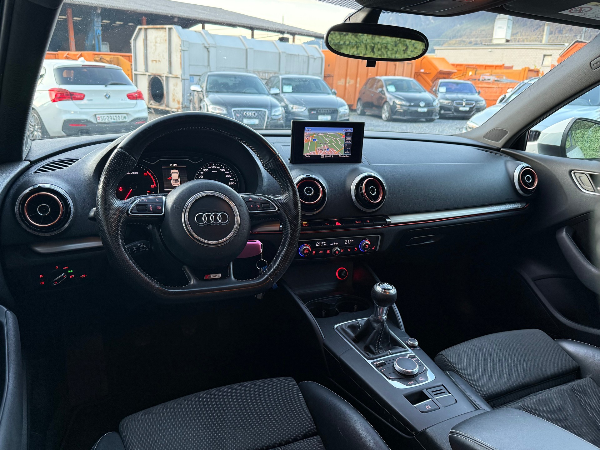AUDI A3 Limousine 2.0 TDI Ambiente-image-12