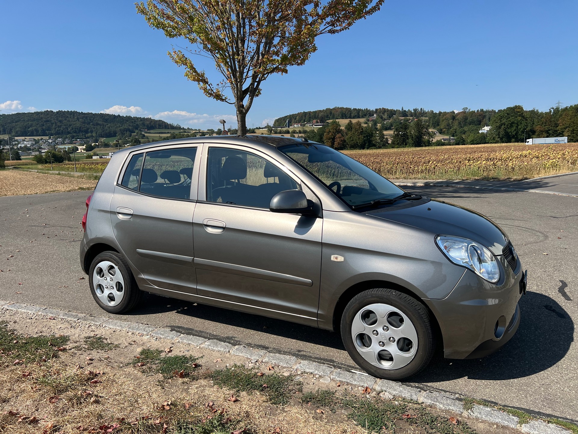 KIA Picanto 1.1 Style*** Automatic***-image-6