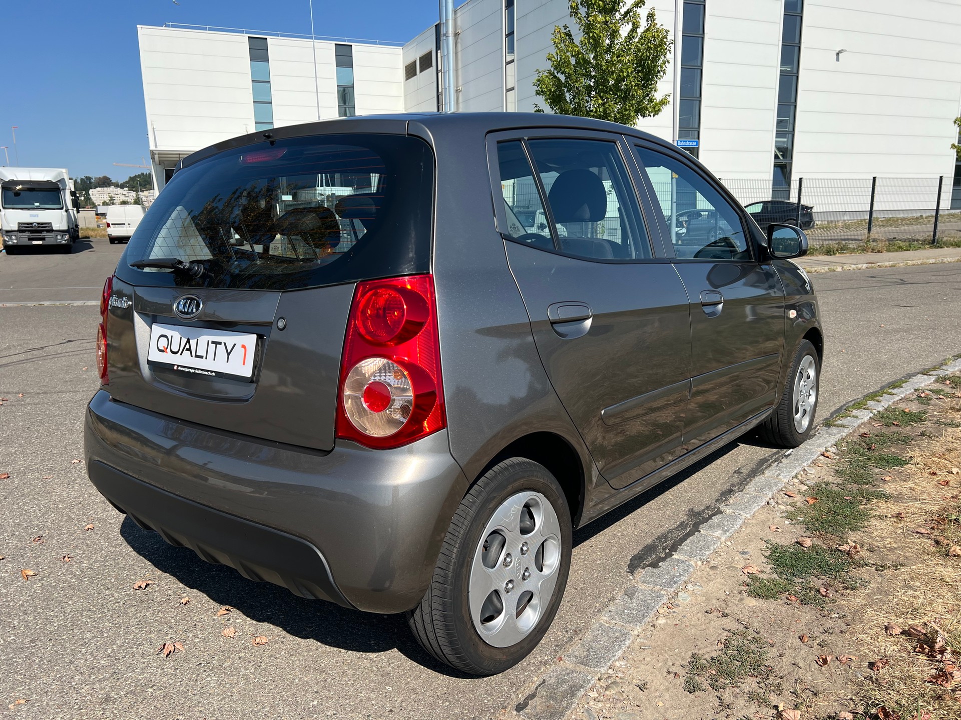 KIA Picanto 1.1 Style*** Automatic***-image-9