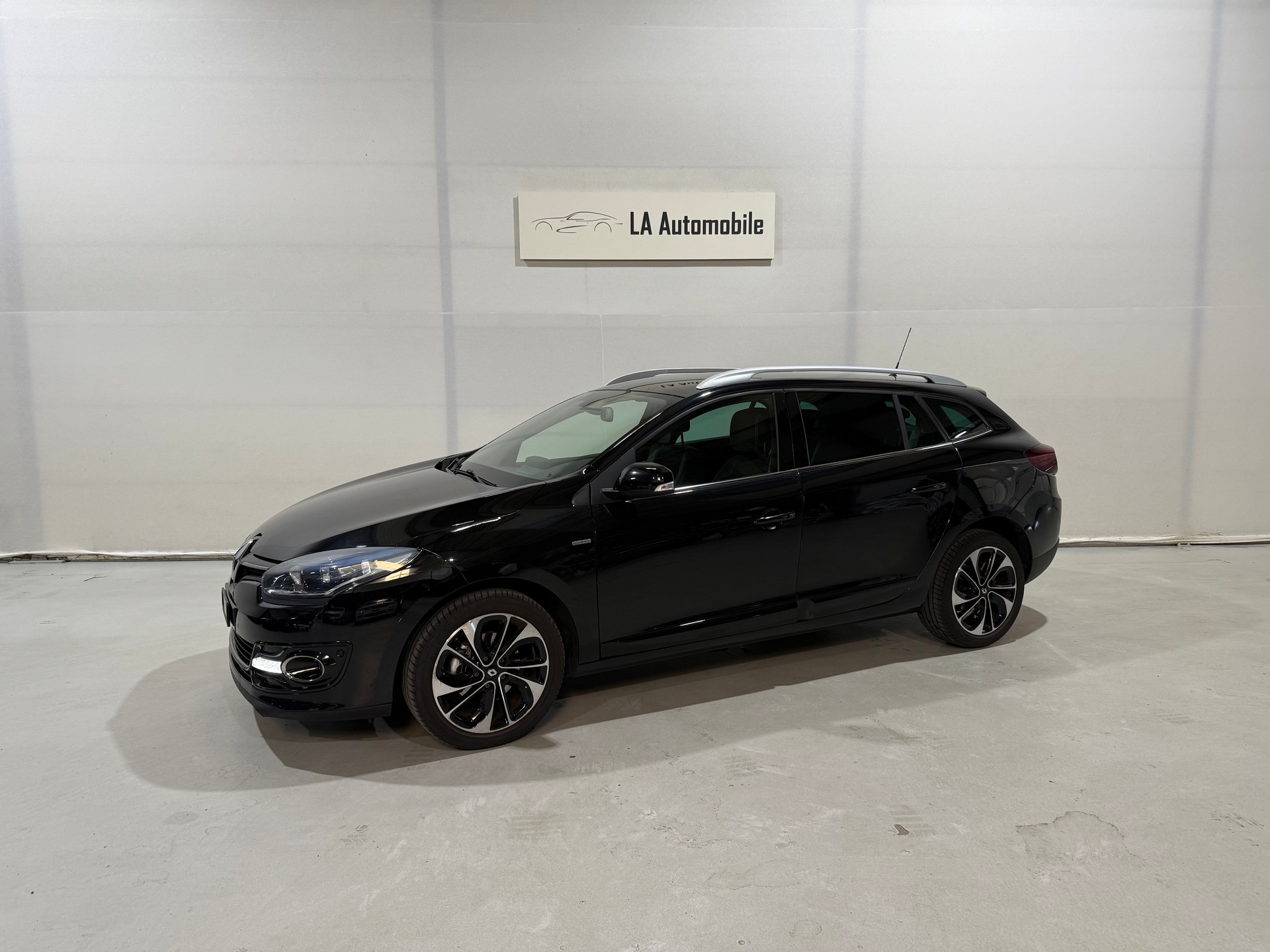 RENAULT Mégane Grandtour 1.5 dCi Bose EDC-image-1