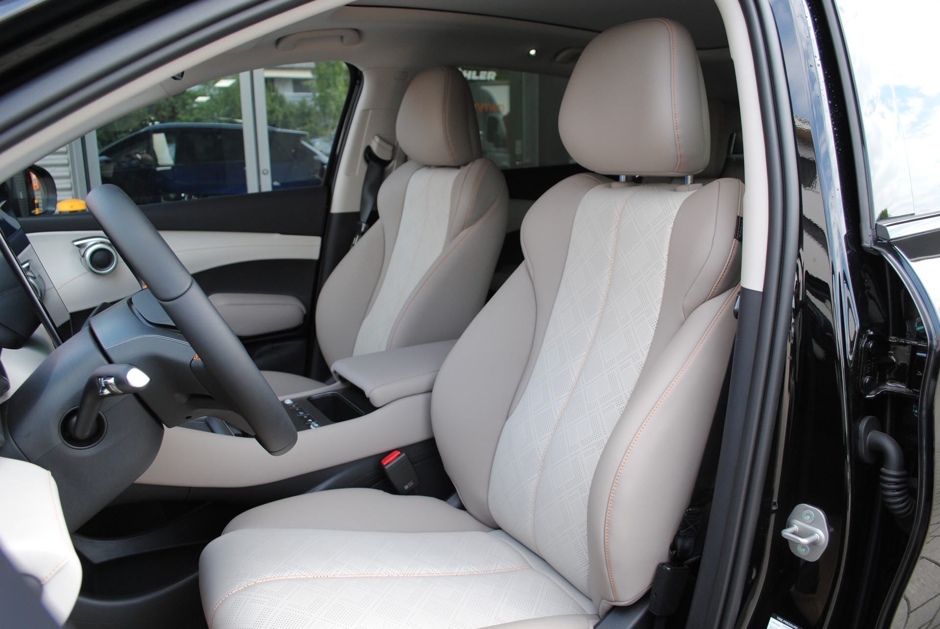 BYD Atto 3 EVO 74.8 kWh Excellence AWD-image-11