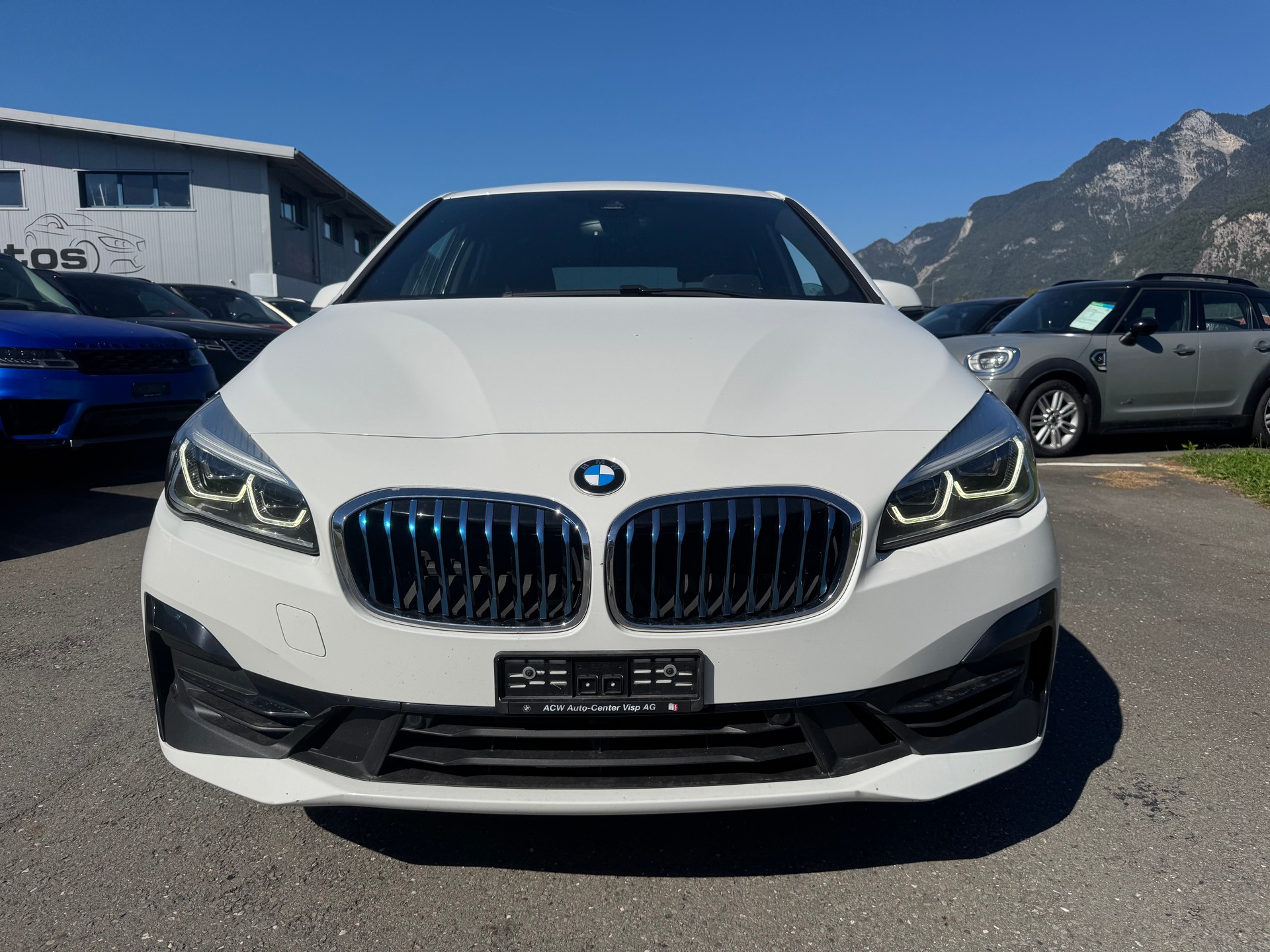 BMW 225xe iPerformance Active Tourer Steptronic Sport Line-showroom-element-2