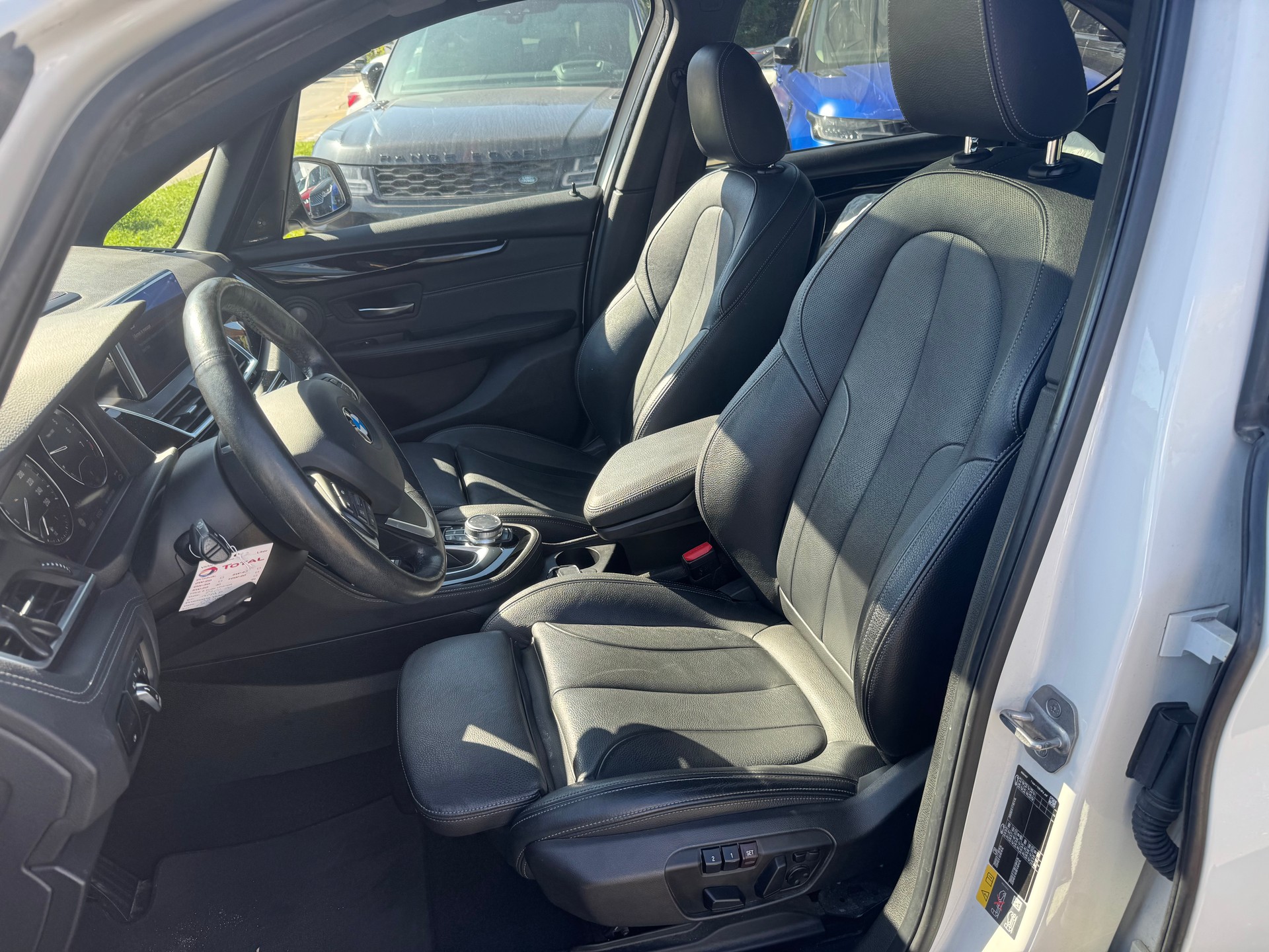BMW 225xe iPerformance Active Tourer Steptronic Sport Line-image-14