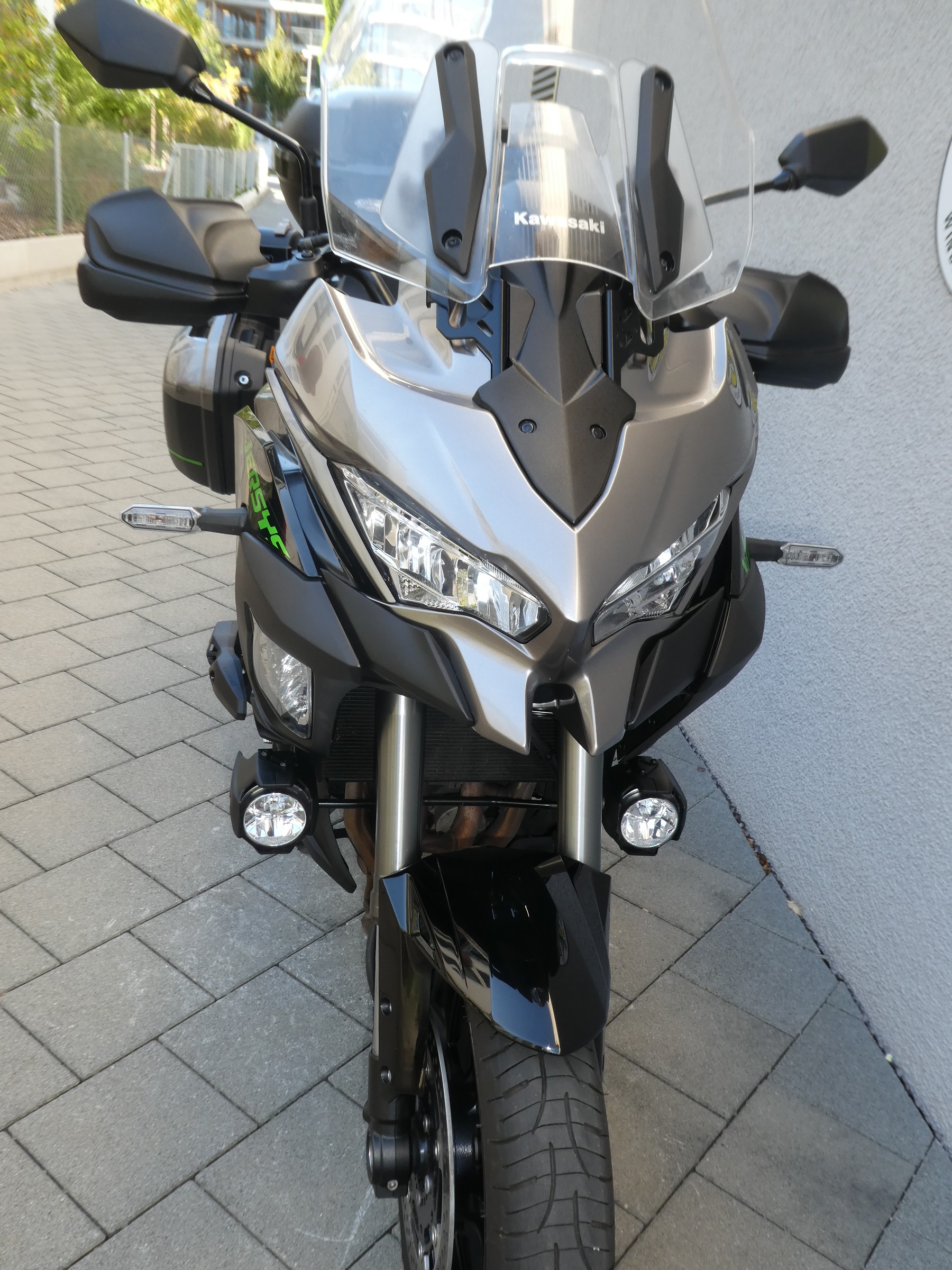 KAWASAKI Versys 1100 SE Grand Tourer-image-4