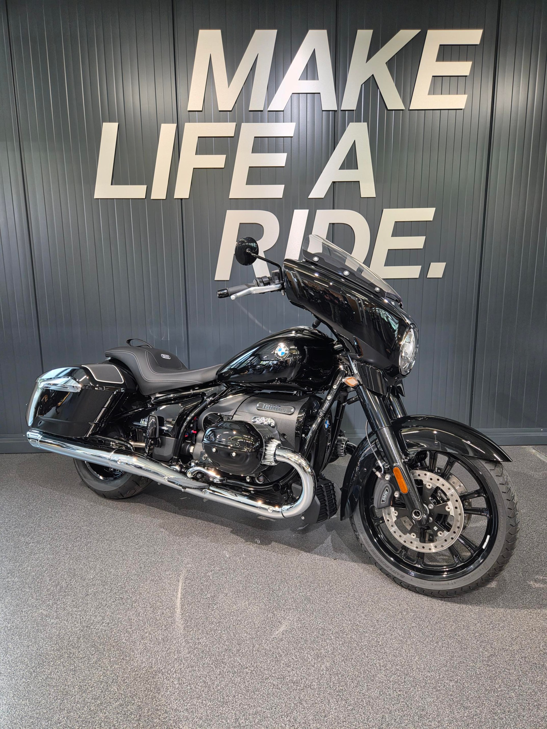 BMW R 18 B Bagger-image-1
