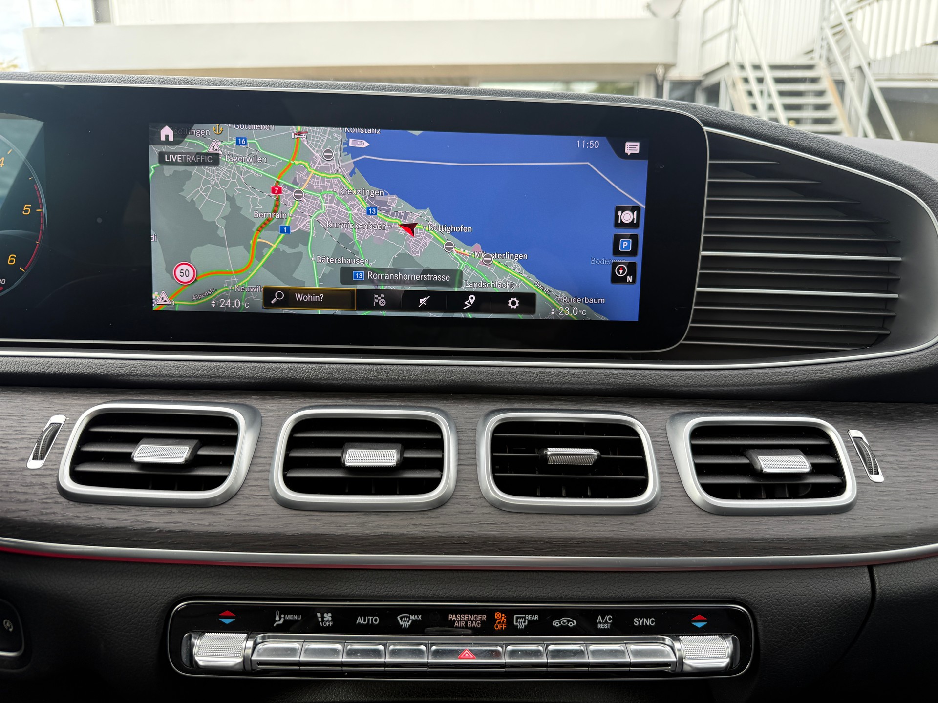 MERCEDES-BENZ GLE 400 d 4Matic AMG Line 9G-Tronic ***DISTANZREGLER & ANHÄNGERKUPPLUNG***-image-15