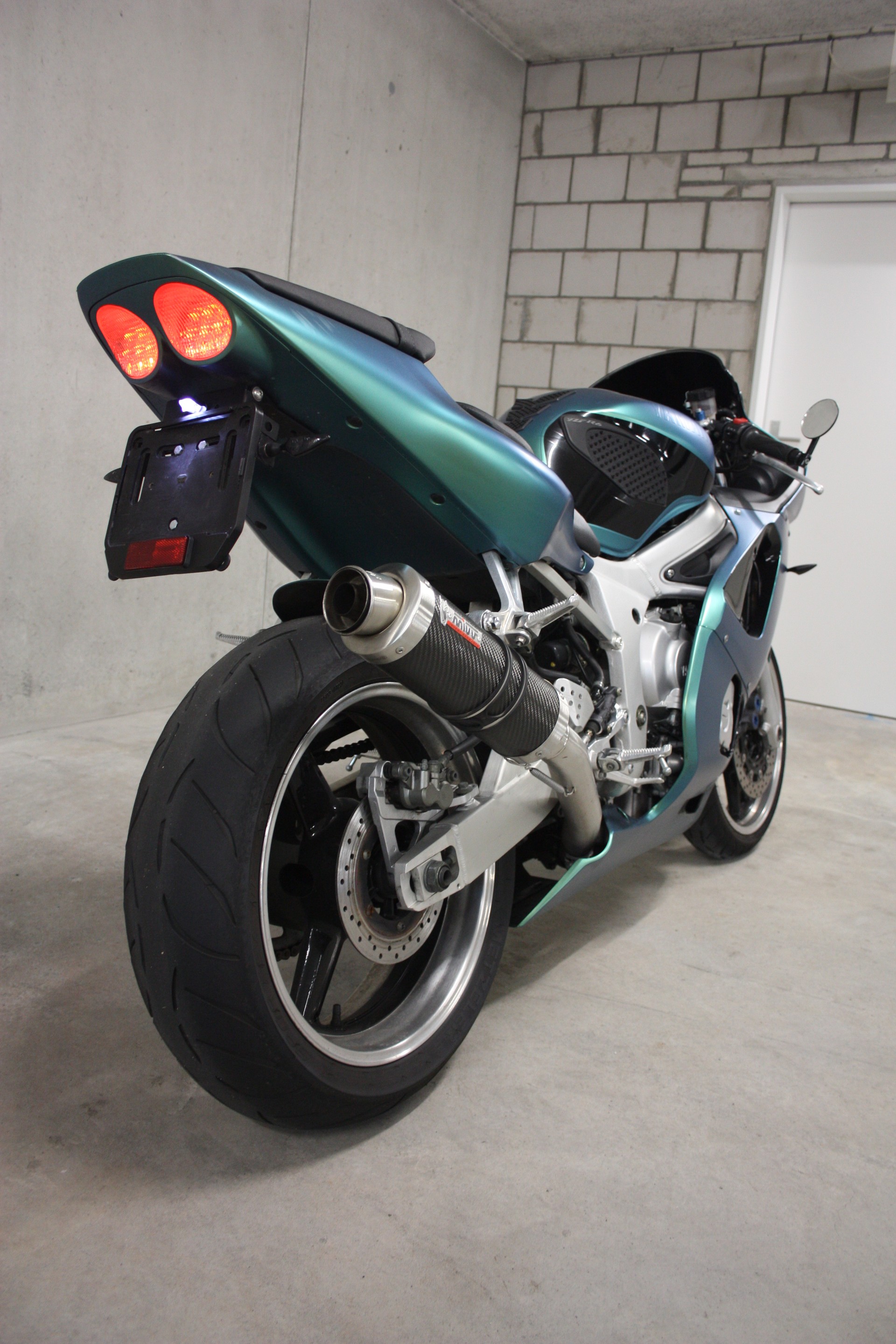 YAMAHA YZF-R6 (25kW)-image-4