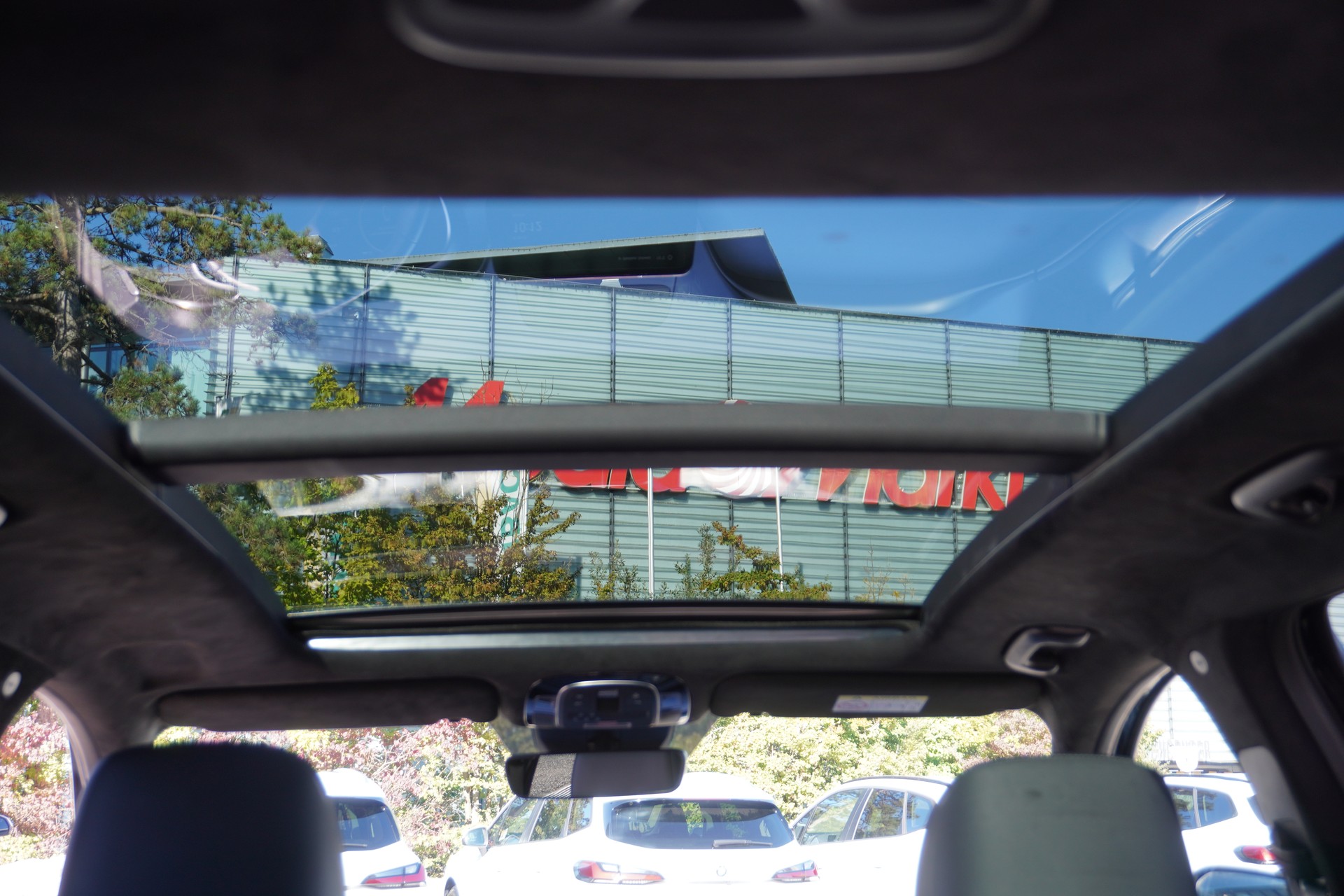 HYUNDAI Santa Fe 2.2 CRDI Vertex 4WD Automatic 7-PLÄTZER!!!-image-11