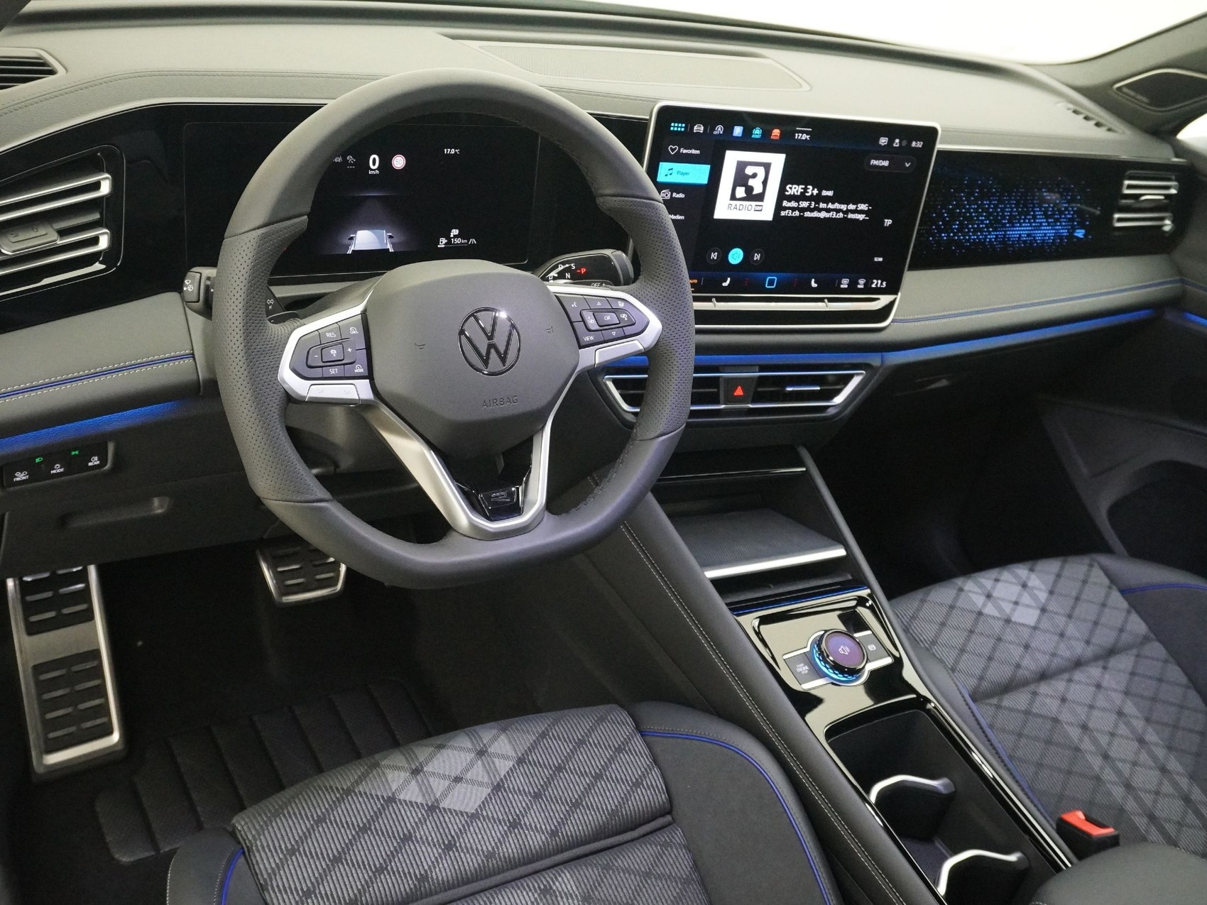VW Tiguan 2.0 TSI R-Line 4motion-image-10