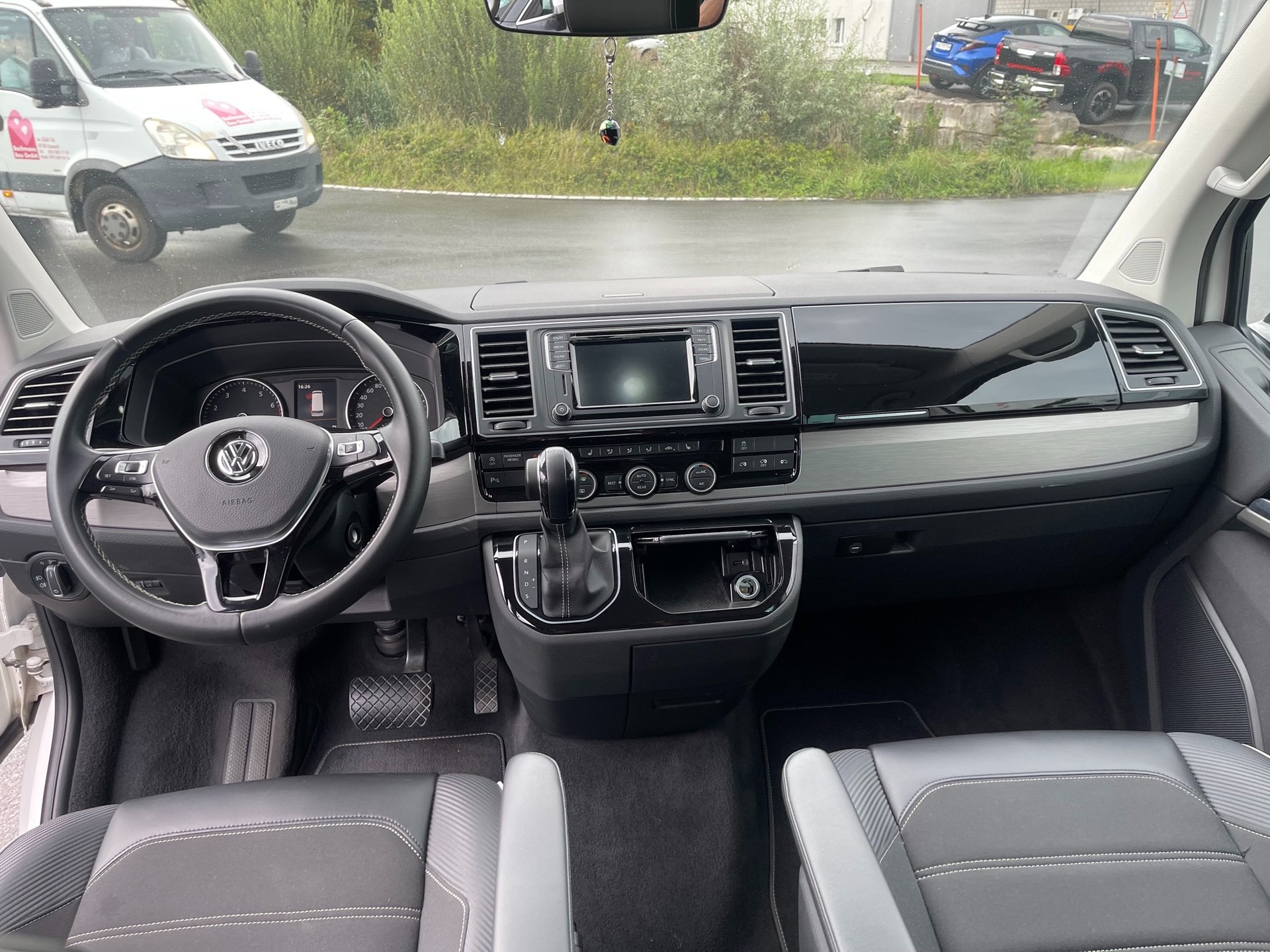 VW T6 Multivan 2.0 TSI Comfortline 4Motion DSG-image-5
