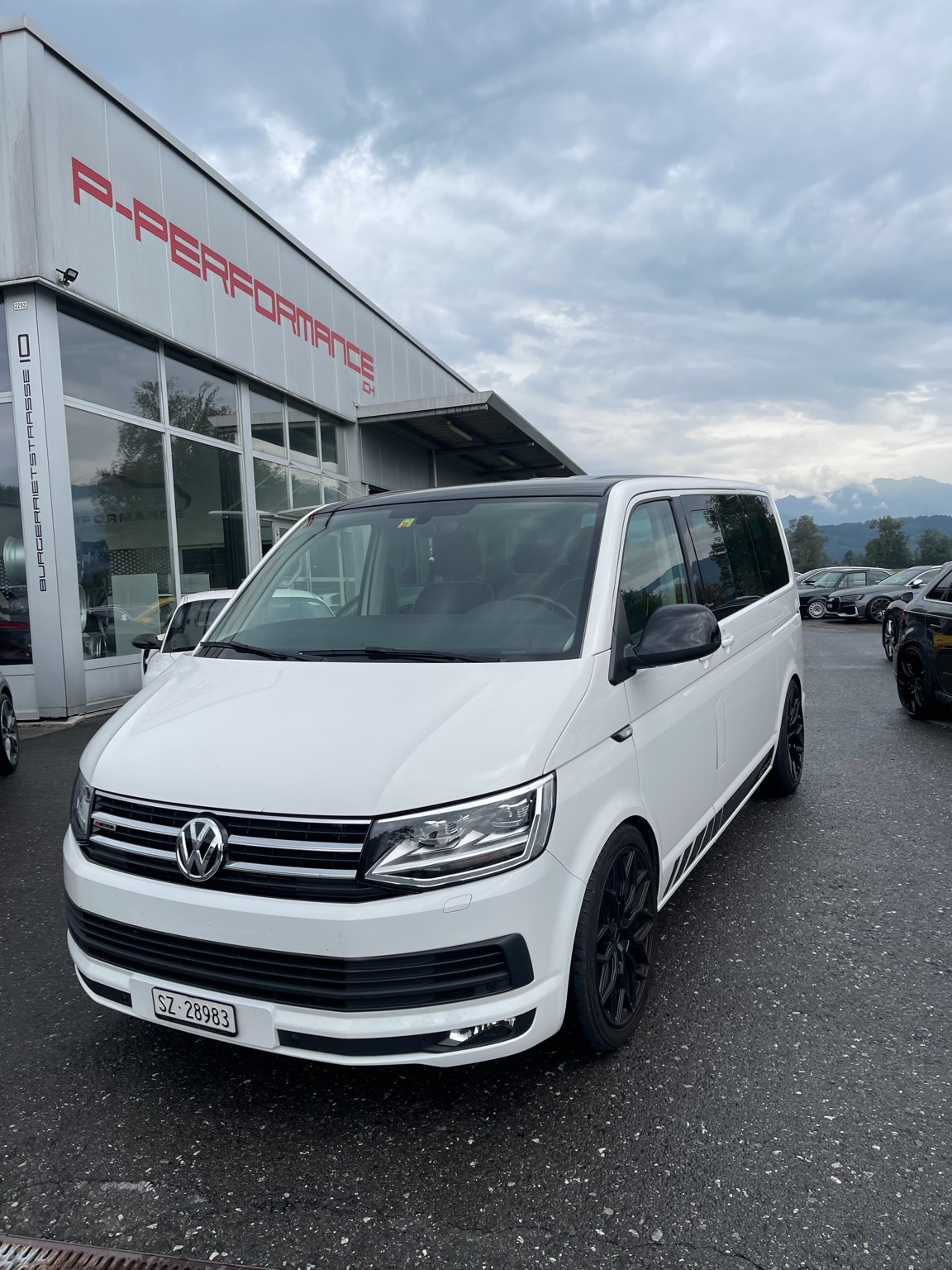 VW T6 Multivan 2.0 TSI Comfortline 4Motion DSG-image-4
