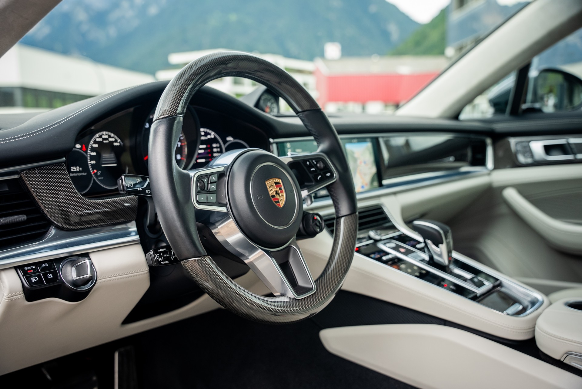 PORSCHE Panamera Turbo PDK-image-8
