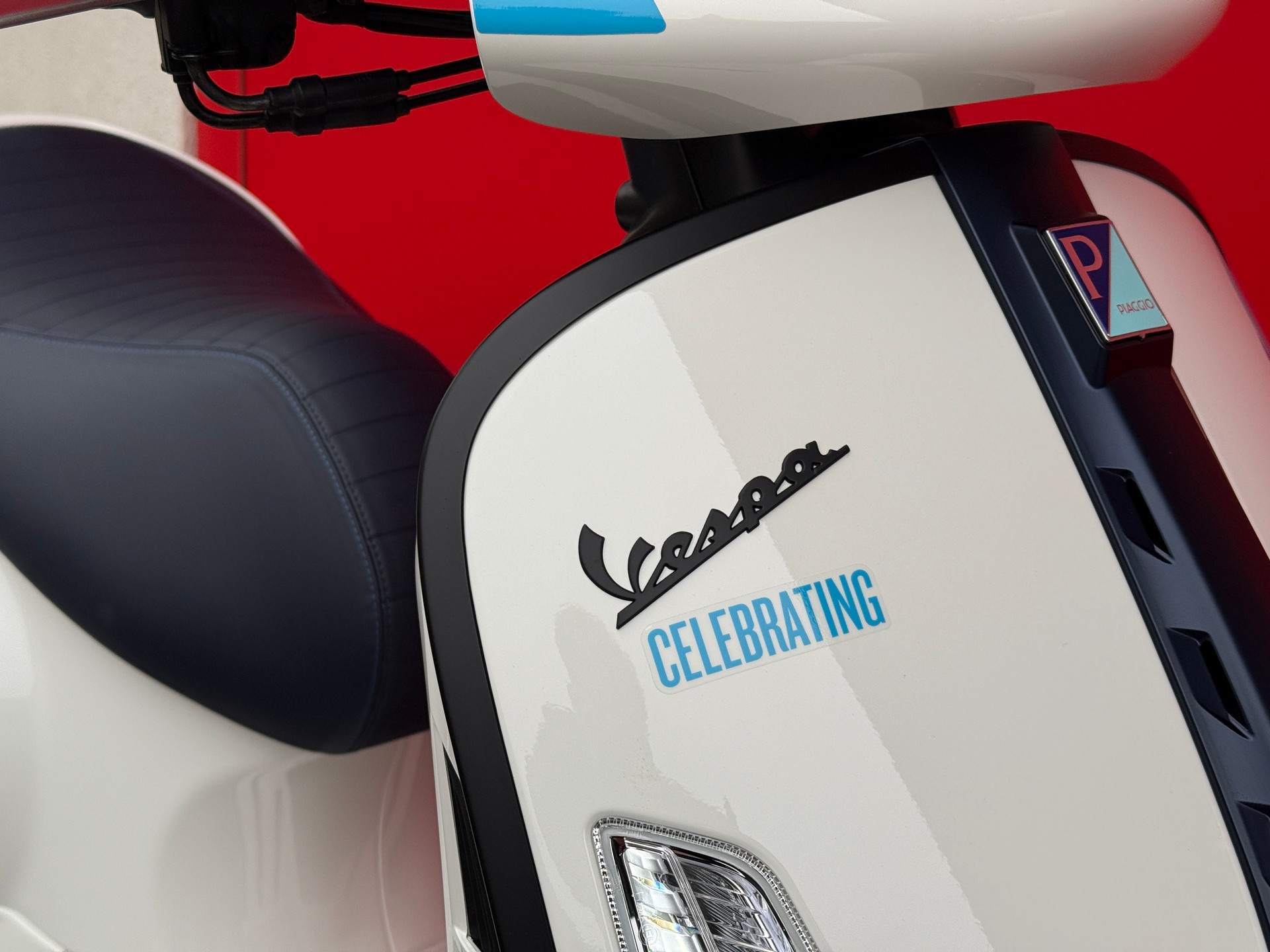 PIAGGIO Vespa GTV 300 "140th"-image-5